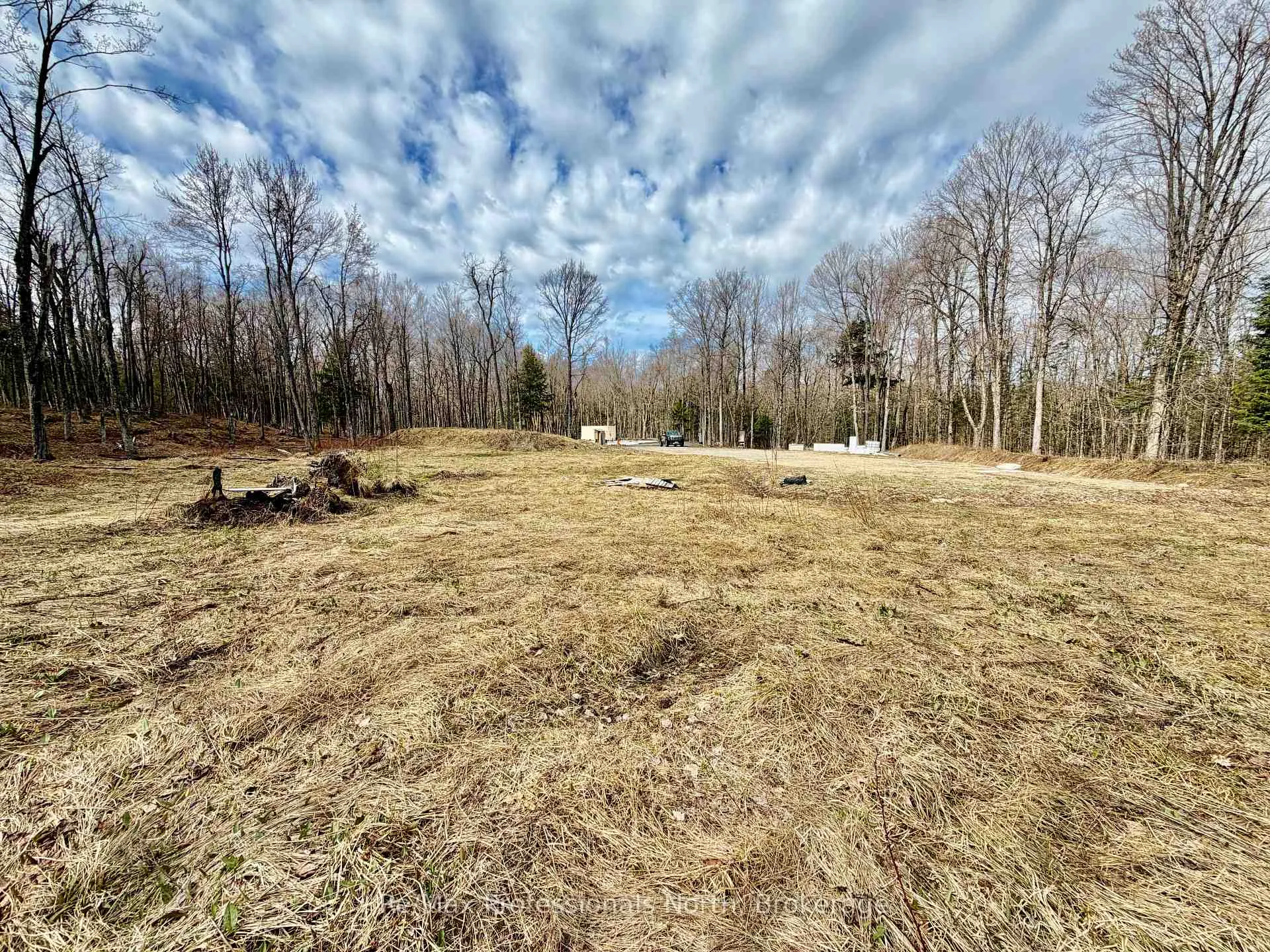 Photo 32 of 2388 Doe Lake Road, Gravenhurst, Ryde — HOMEH