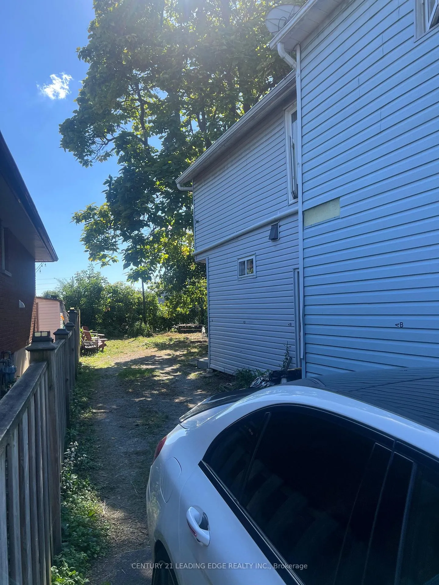 Photo 9 of 10 Lailey Street, St. Catharines, Facer — HOMEH