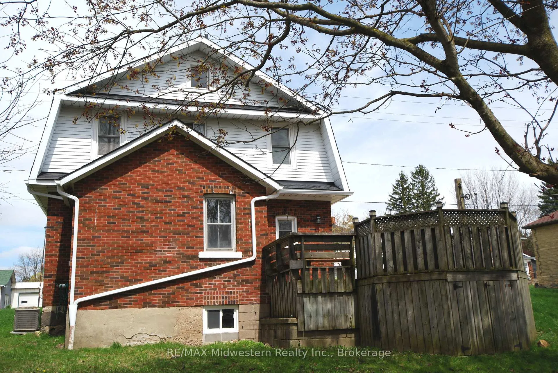 Photo 2 of 200 Elora Street S, Minto — HOMEH