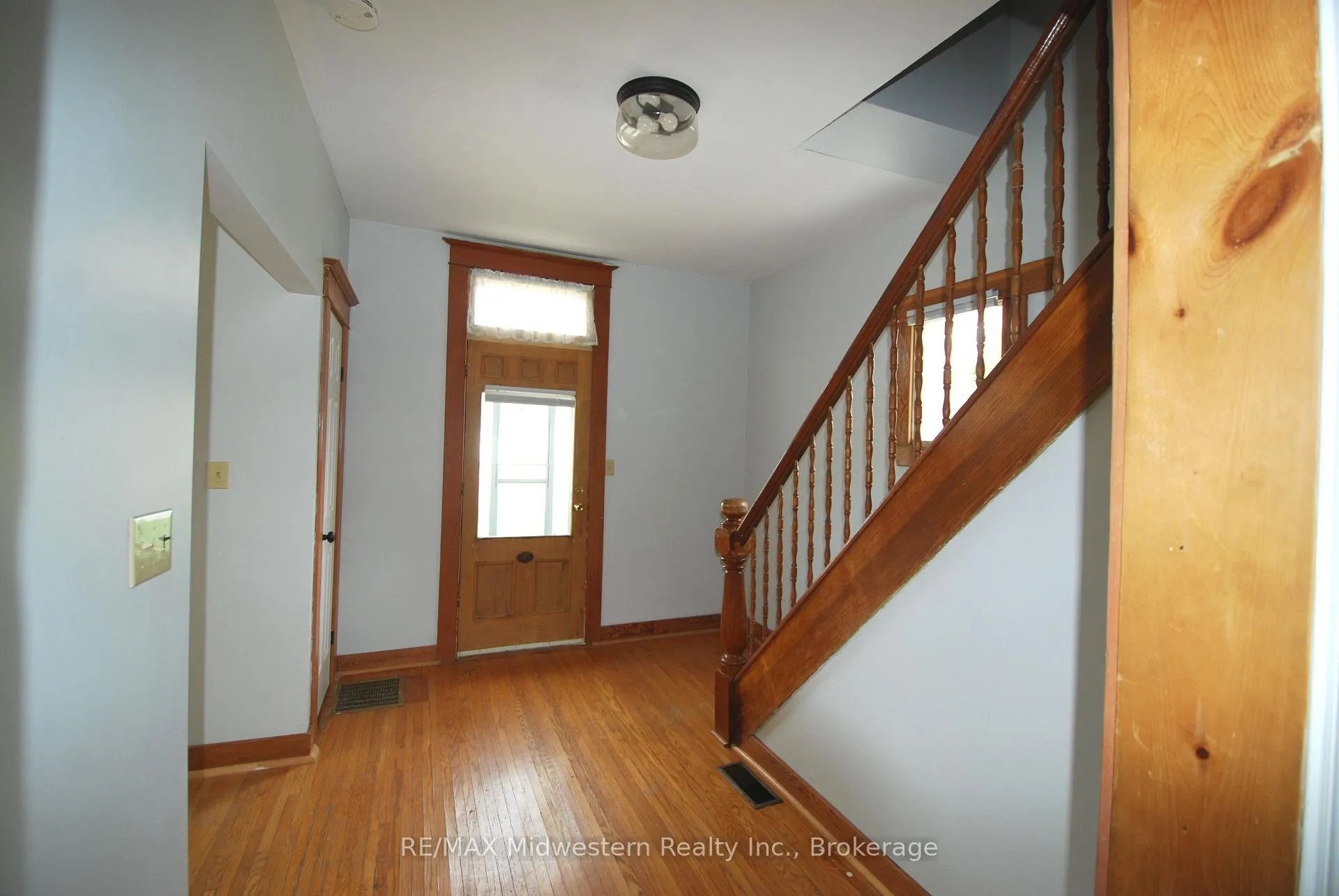 Photo 7 of 200 Elora Street S, Minto — HOMEH