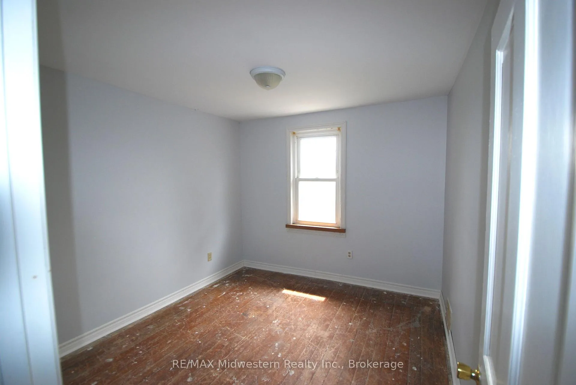 Photo 8 of 200 Elora Street S, Minto — HOMEH