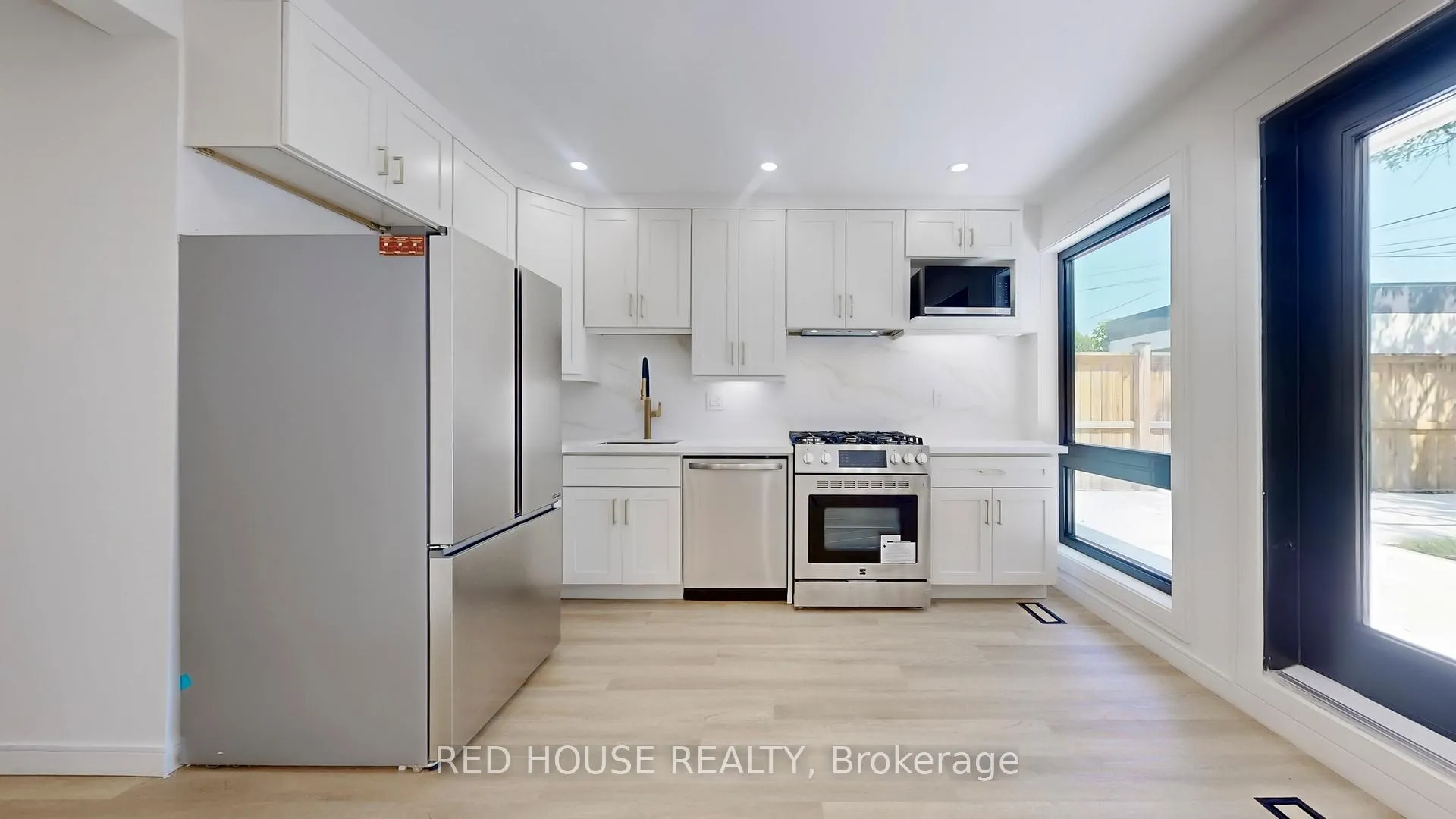 Photo 15 of Unit 1, 63 Derwyn Road, Toronto, East York — HOMEH