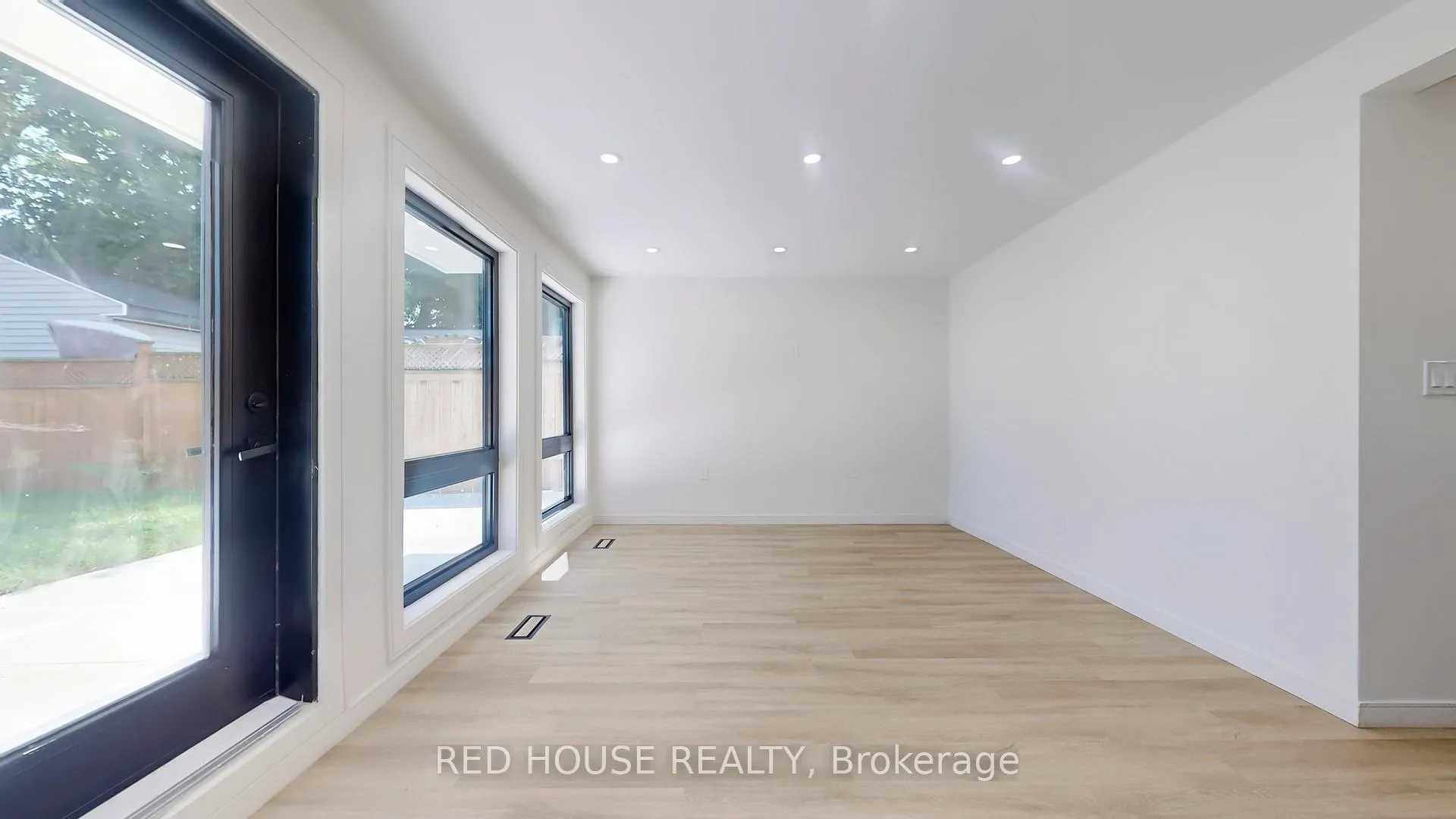 Photo 16 of Unit 1, 63 Derwyn Road, Toronto, East York — HOMEH