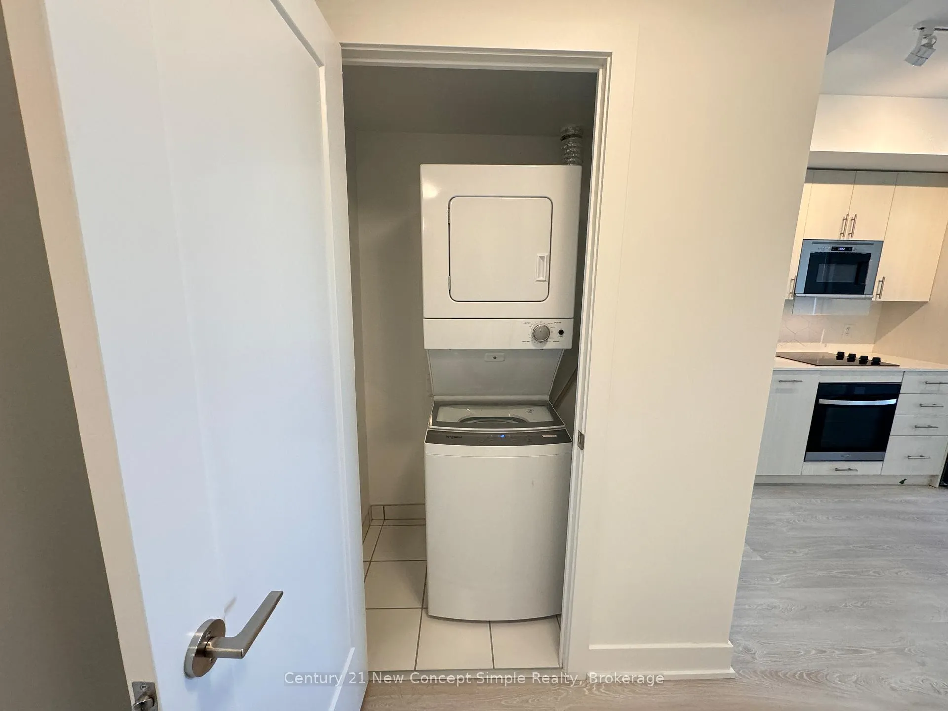 Photo 9 of Unit 613, 2545 Simcoe Street N, Oshawa, Windfields — HOMEH