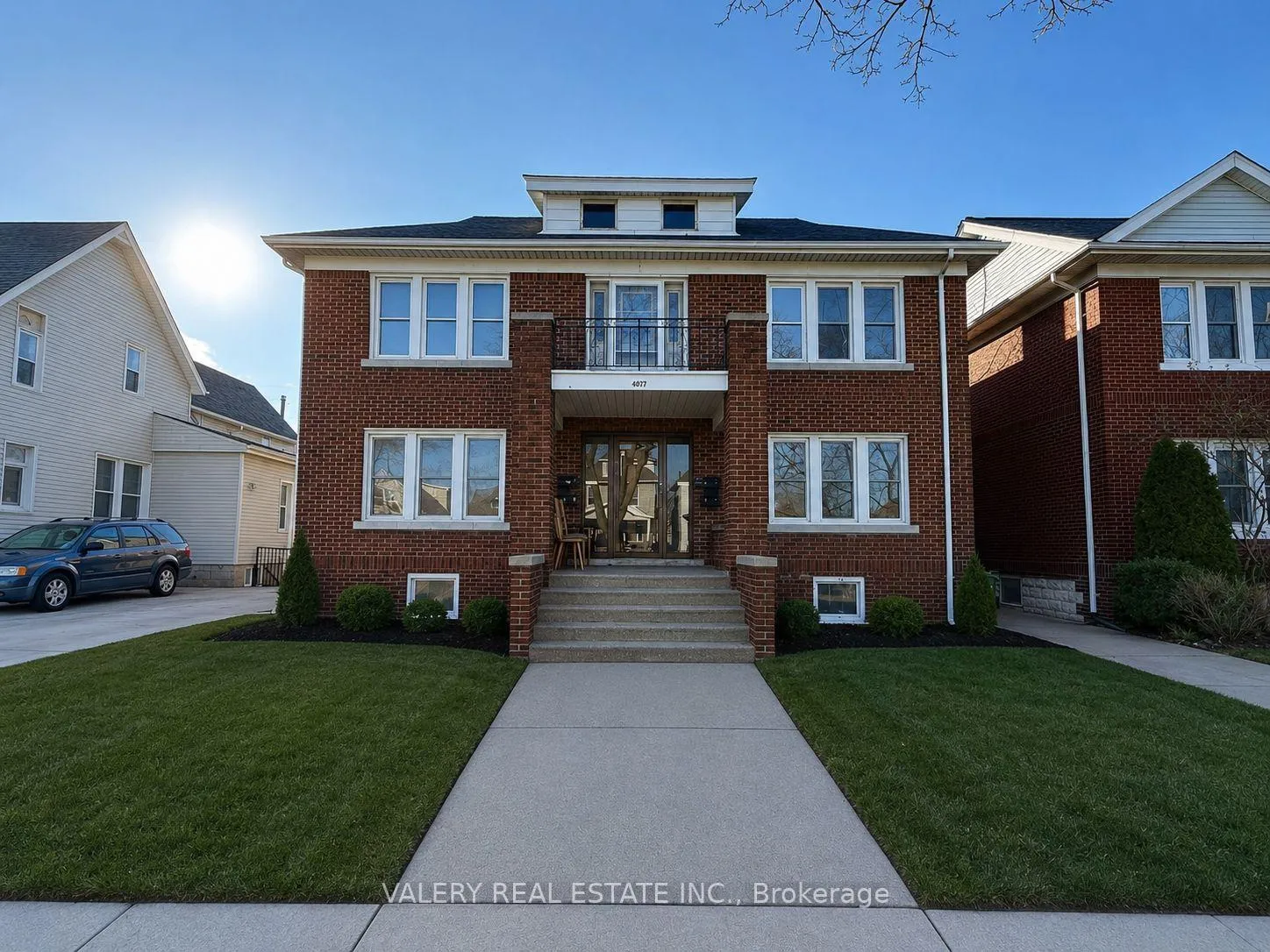 Front of Unit 4, 1093 Howard Avenue