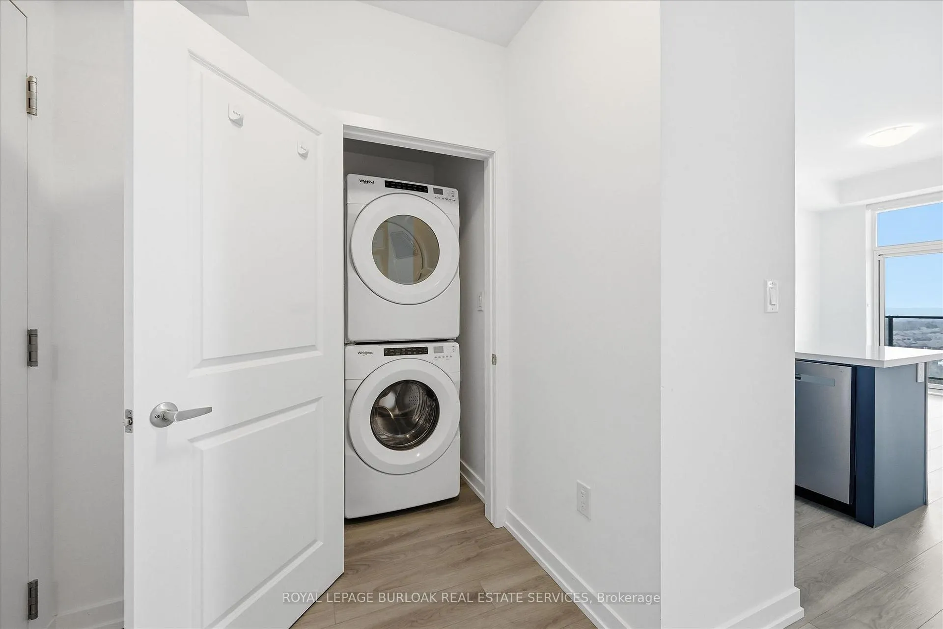 Photo 12 of Unit 1212, 460 Dundas Street, Hamilton, Waterdown — HOMEH