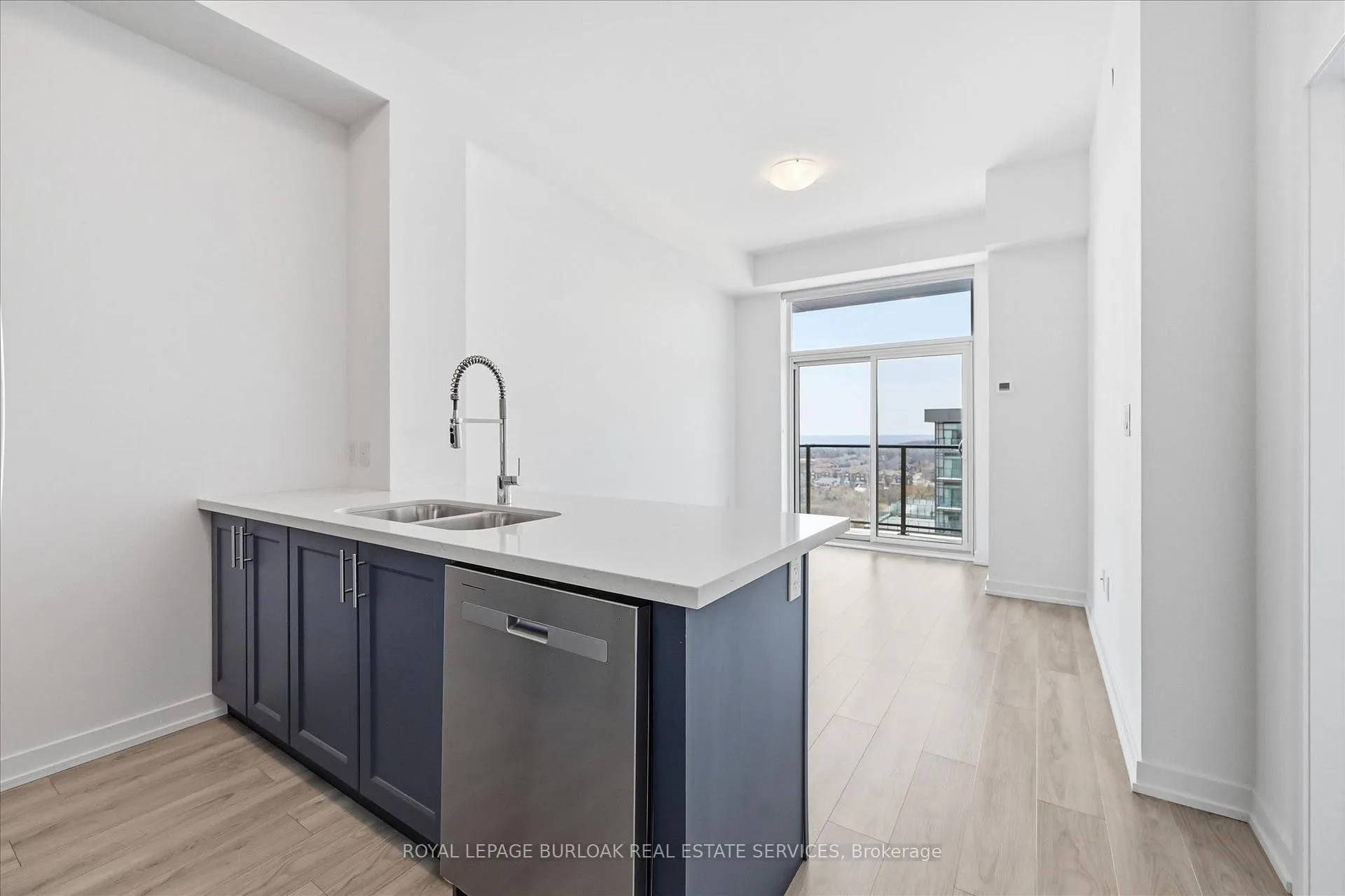Photo 15 of Unit 1212, 460 Dundas Street, Hamilton, Waterdown — HOMEH