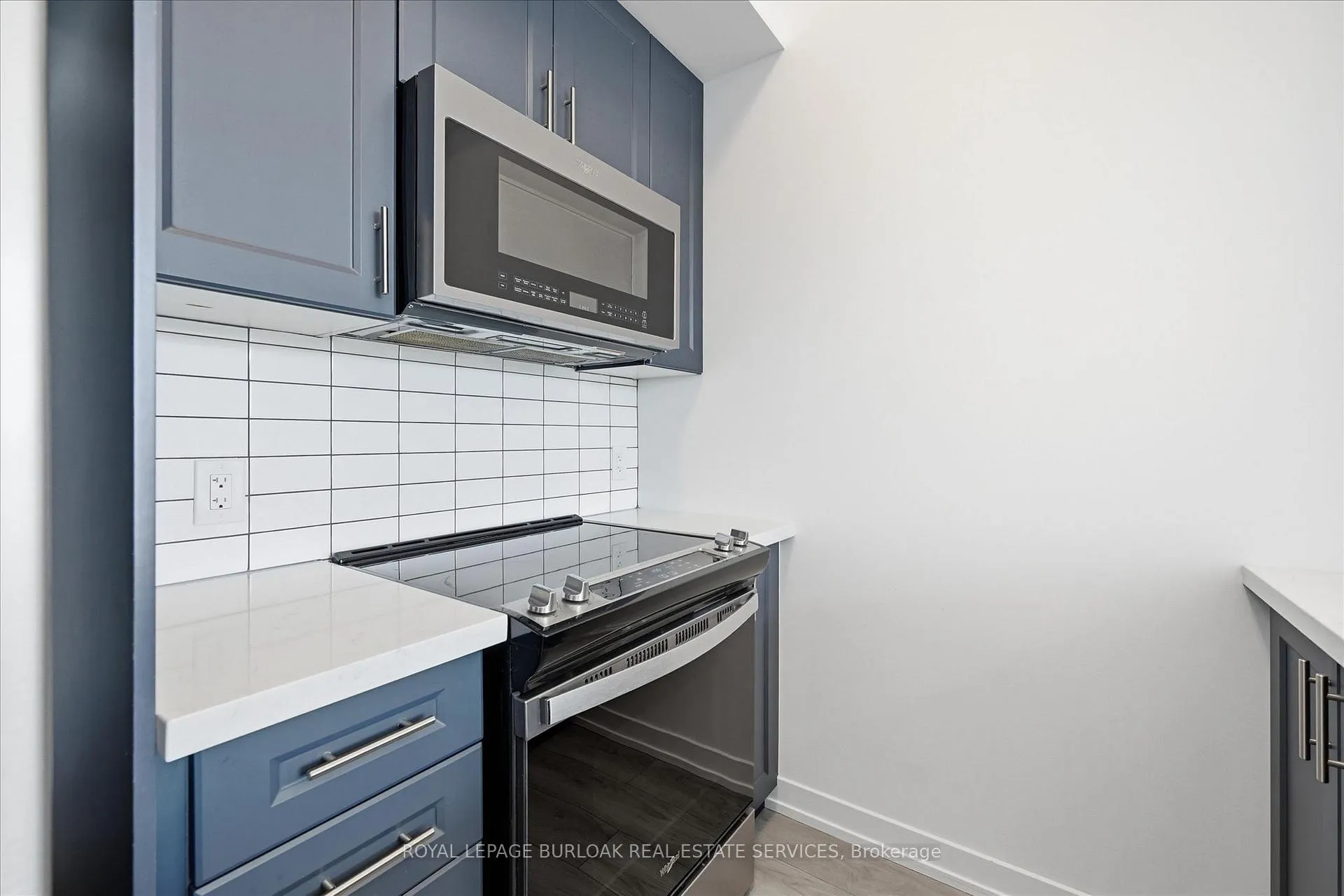 Photo 18 of Unit 1212, 460 Dundas Street, Hamilton, Waterdown — HOMEH