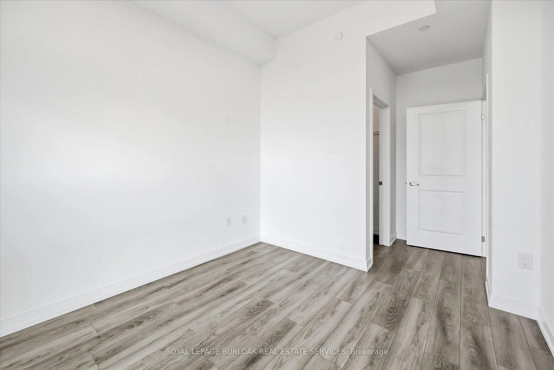 Photo 35 of Unit 1212, 460 Dundas Street, Hamilton, Waterdown — HOMEH