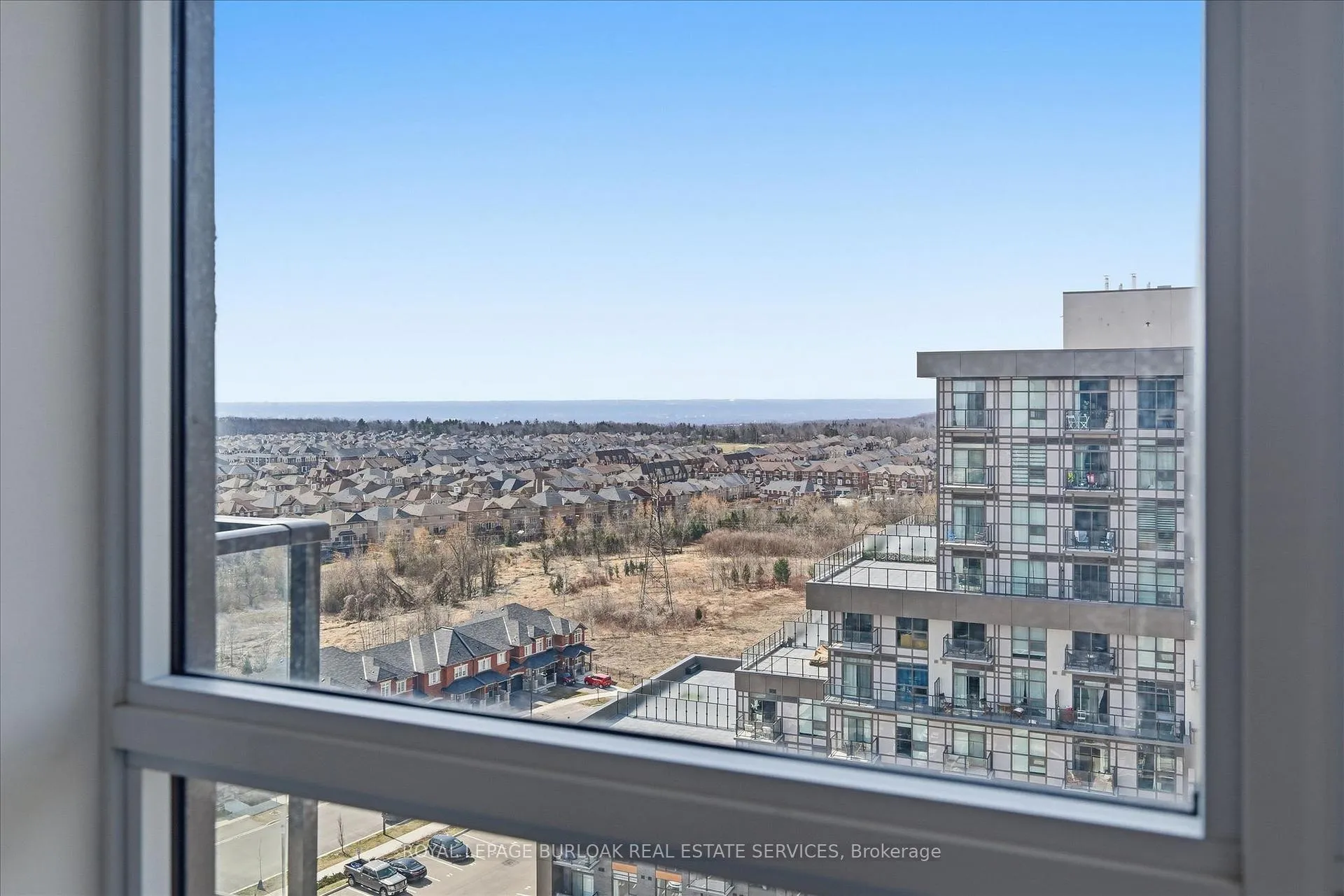 Photo 37 of Unit 1212, 460 Dundas Street, Hamilton, Waterdown — HOMEH