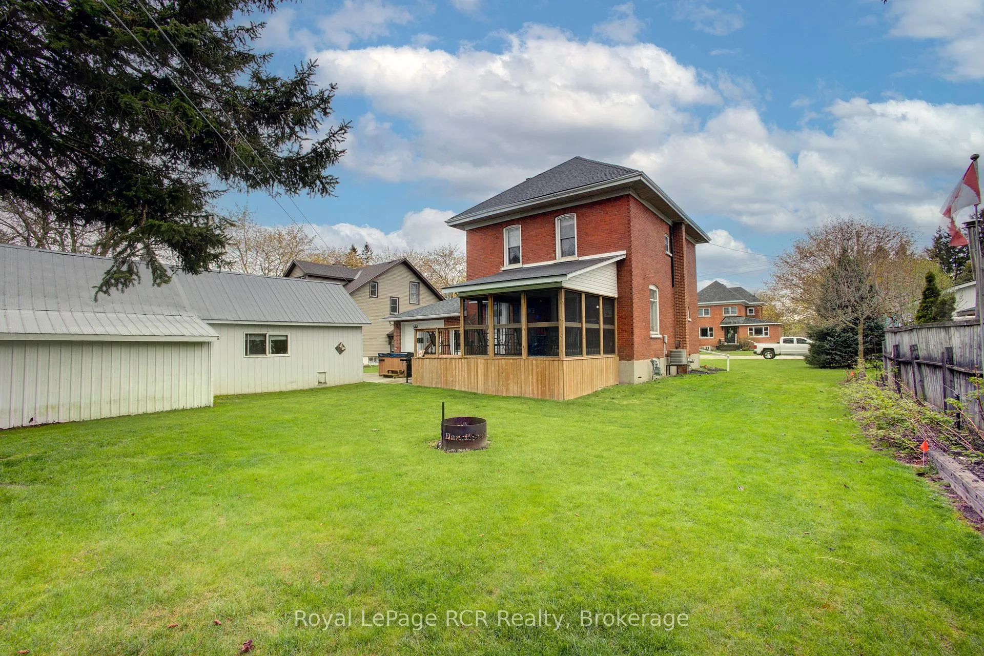 Photo 35 of 187 King Street, North Perth, Elma — HOMEH