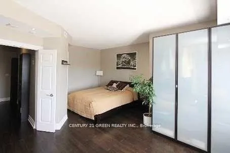 Photo 7 of Unit 137, 28 Stadium Road, Toronto, Niagara — HOMEH