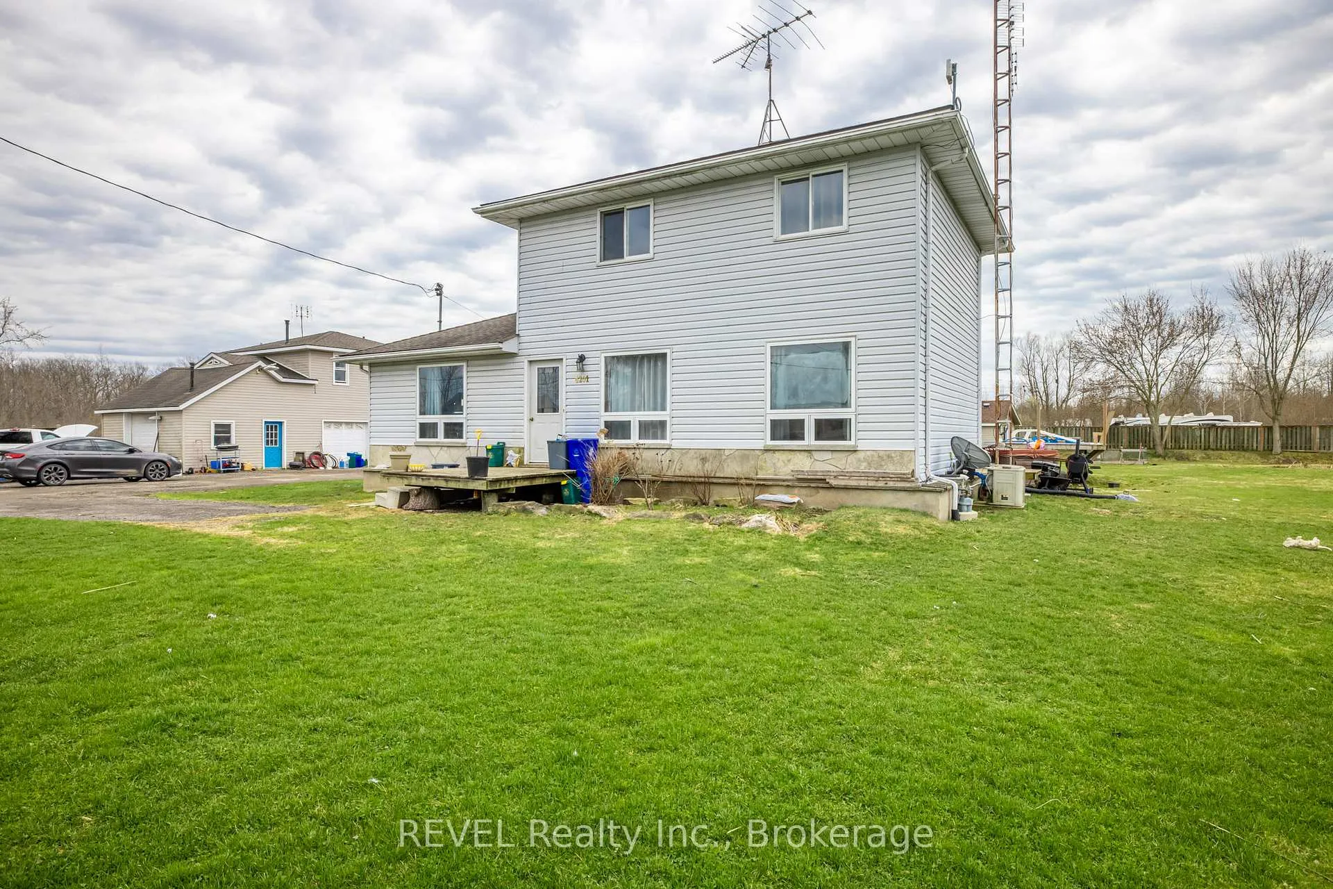 Photo 2 of 4201 Fox Road, Fort Erie, Mulgrave — HOMEH