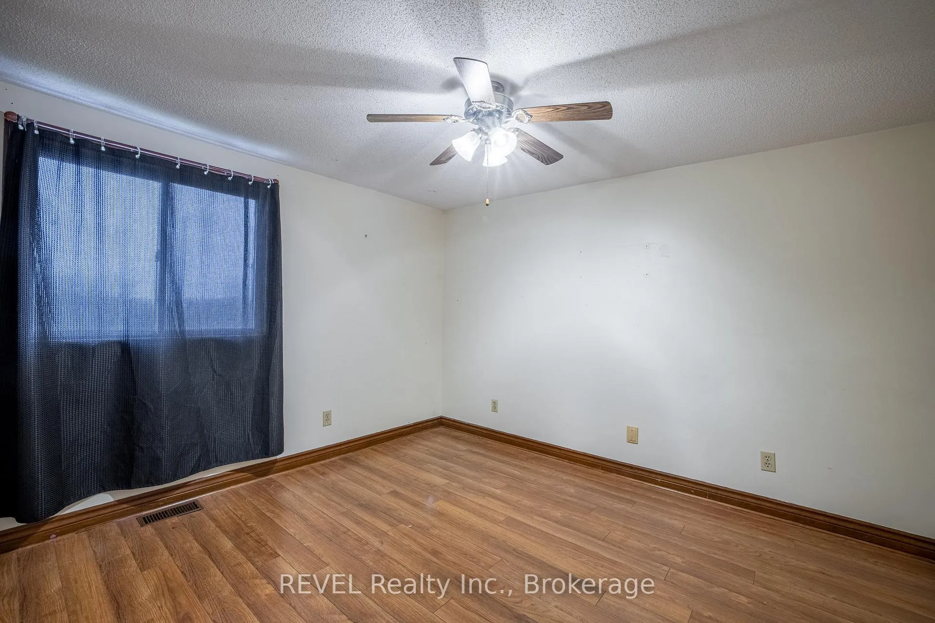 Photo 10 of 4201 Fox Road, Fort Erie, Mulgrave — HOMEH