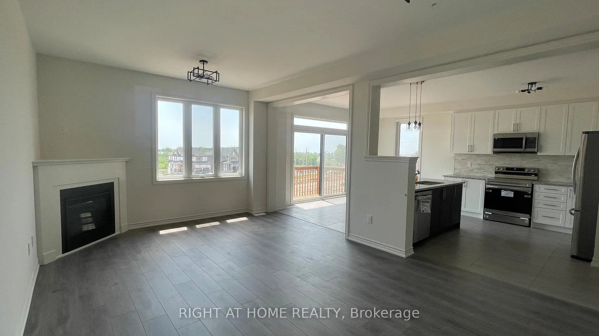 Photo 6 of 1054 Denton Drive, Cobourg — HOMEH