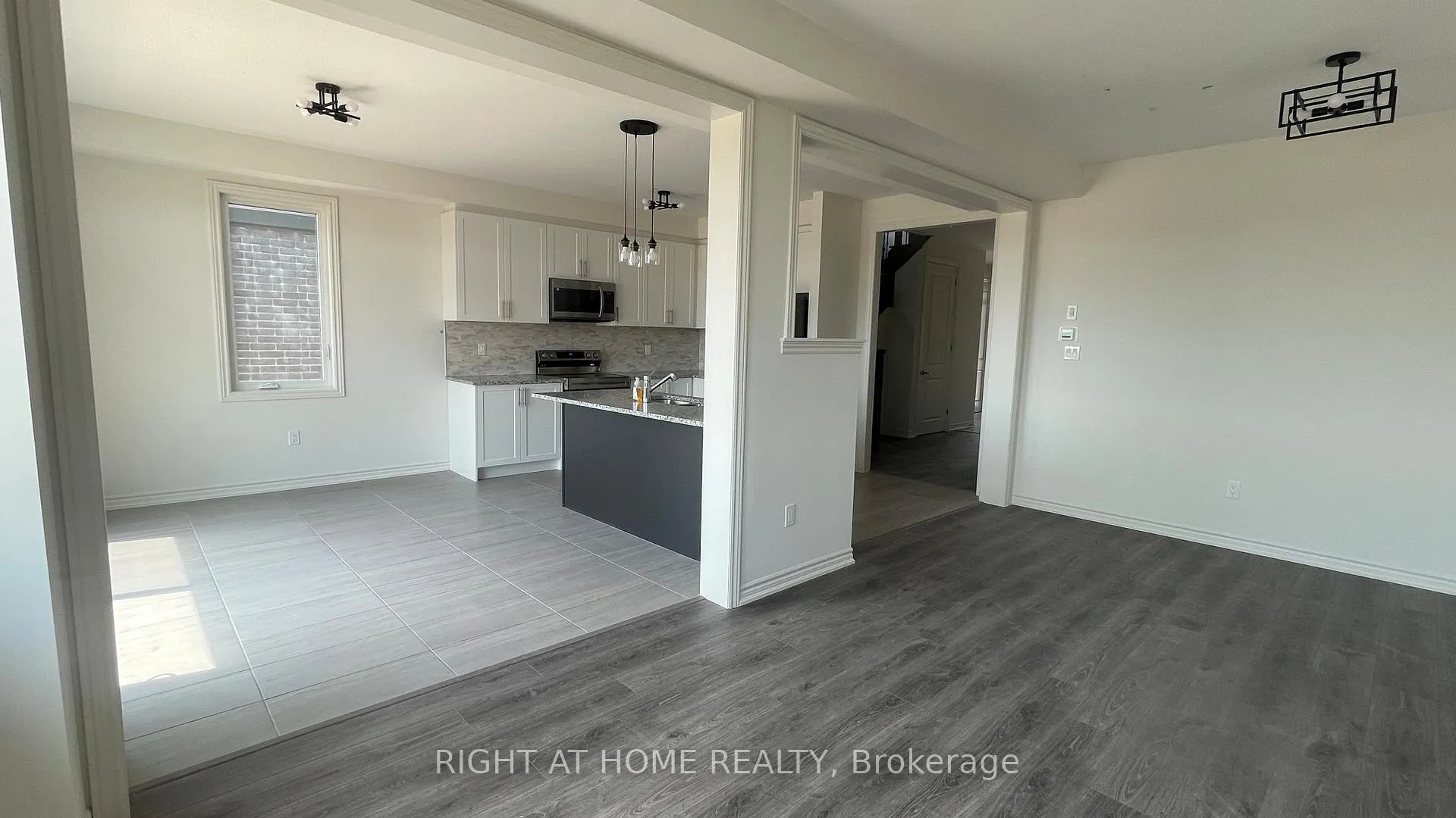 Photo 7 of 1054 Denton Drive, Cobourg — HOMEH