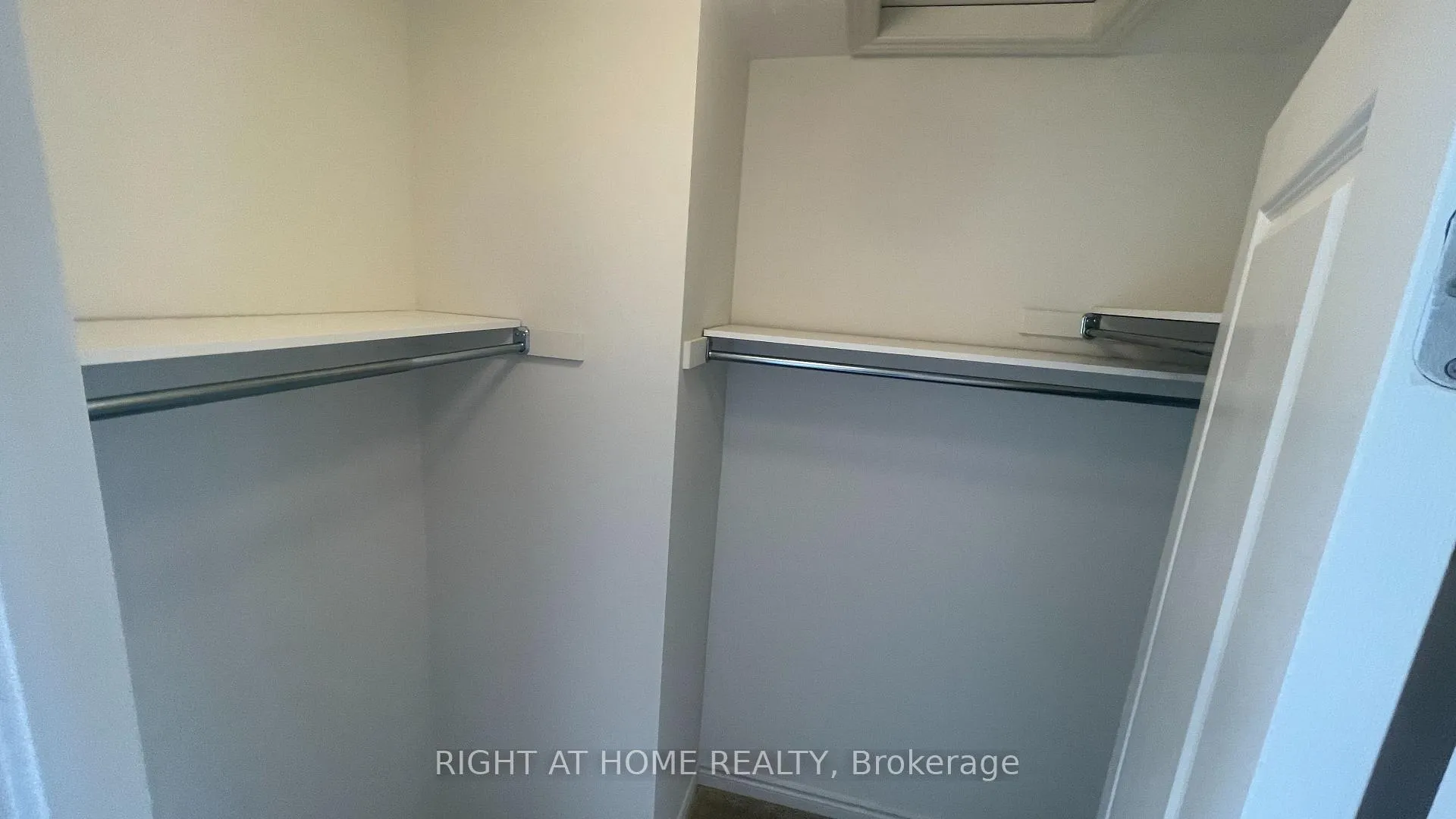 Photo 20 of 1054 Denton Drive, Cobourg — HOMEH