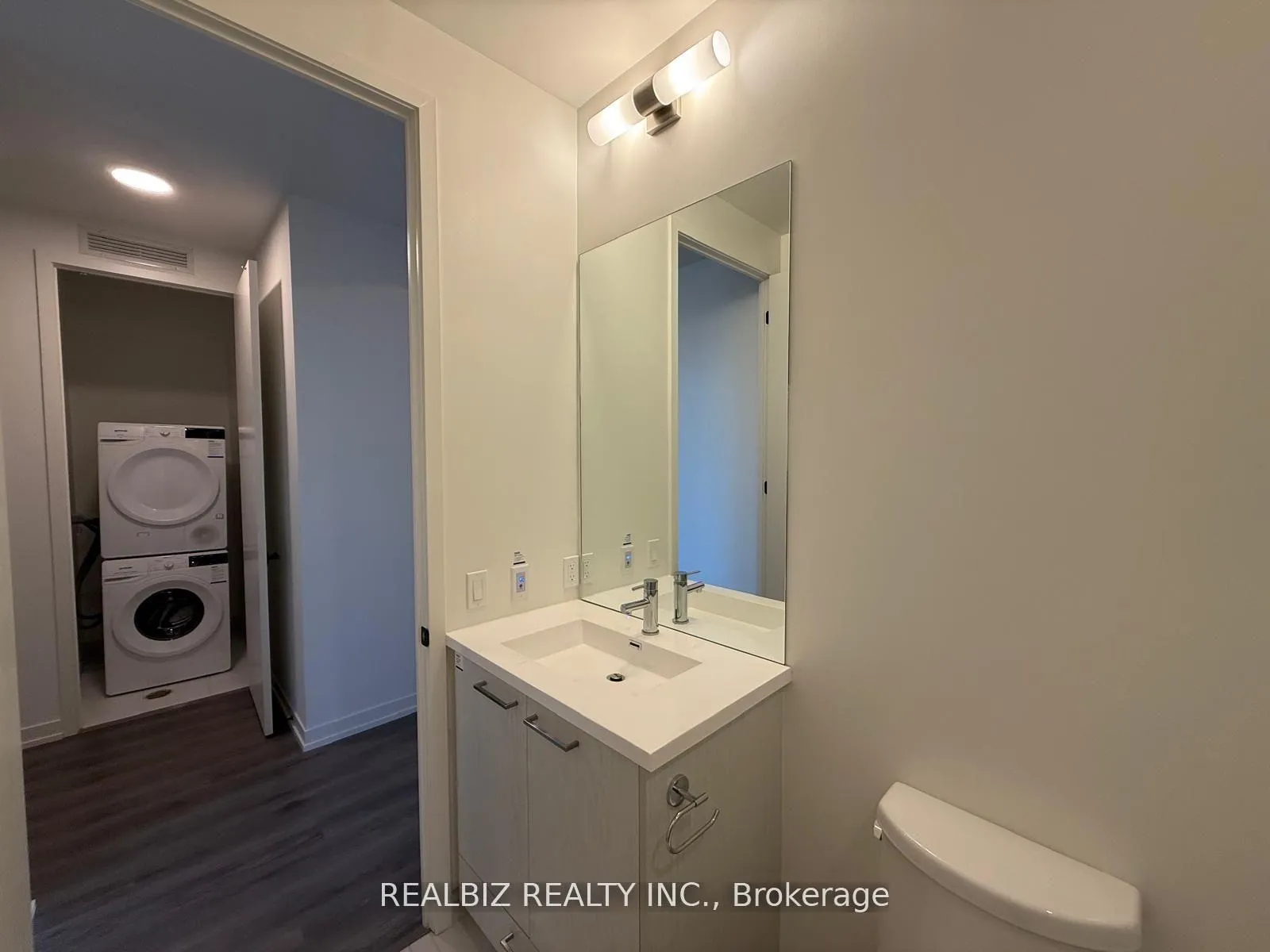 Photo 15 of Unit 105, 28 Interchange Way W, Vaughan, Vaughan Corporate Centre — HOMEH