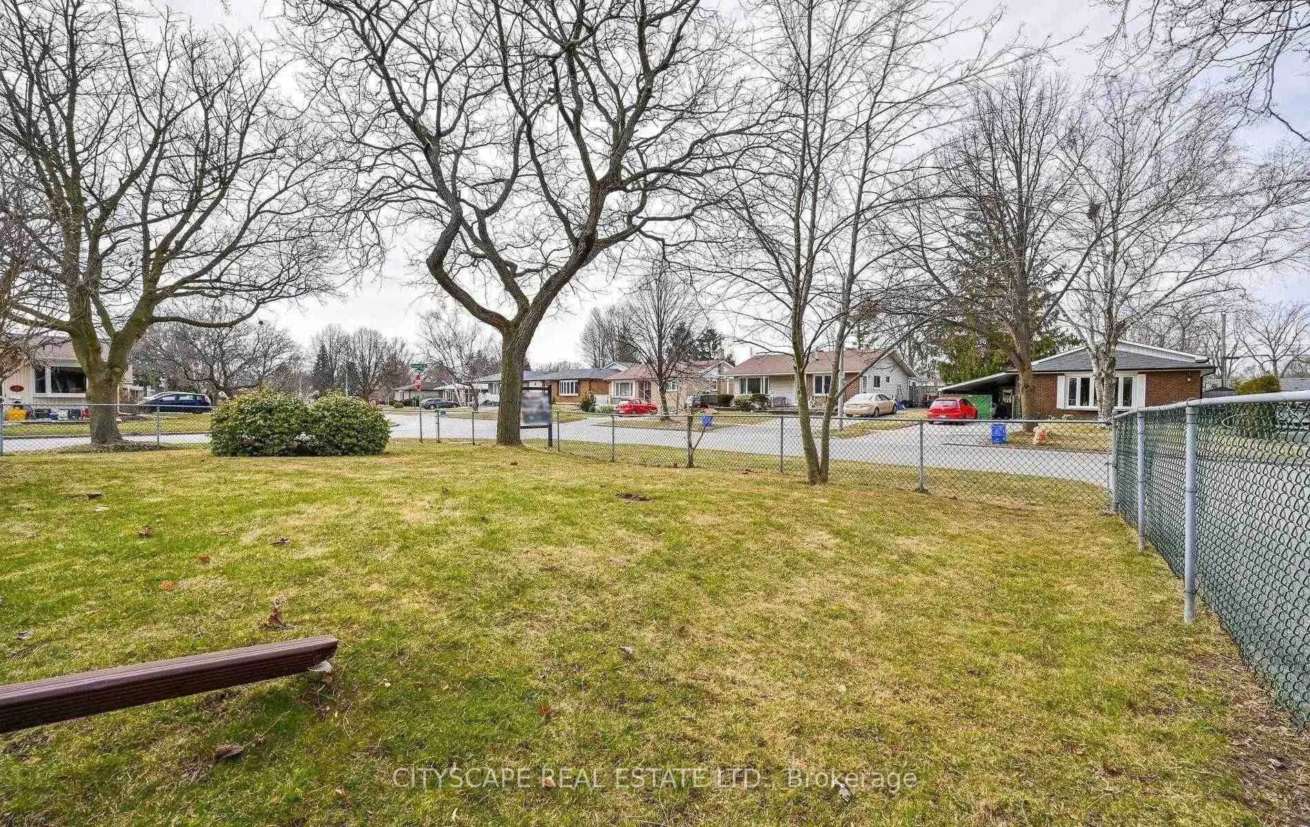 Photo 16 of 110 Clements Road E, Ajax, South East — HOMEH