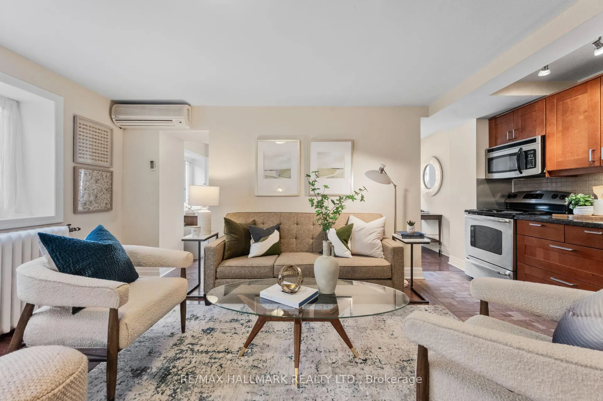 Photo 5 of 27A Ridout Street, Toronto, High Park-Swansea — HOMEH