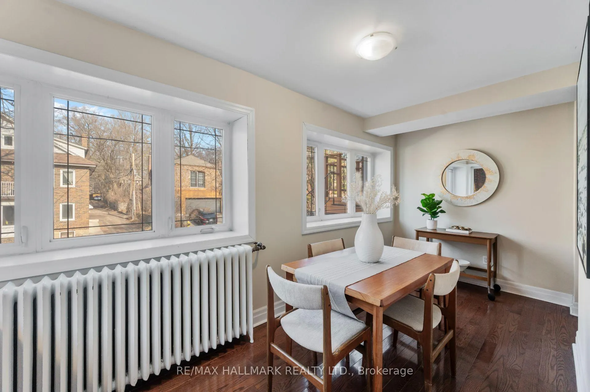 Photo 8 of 27A Ridout Street, Toronto, High Park-Swansea — HOMEH