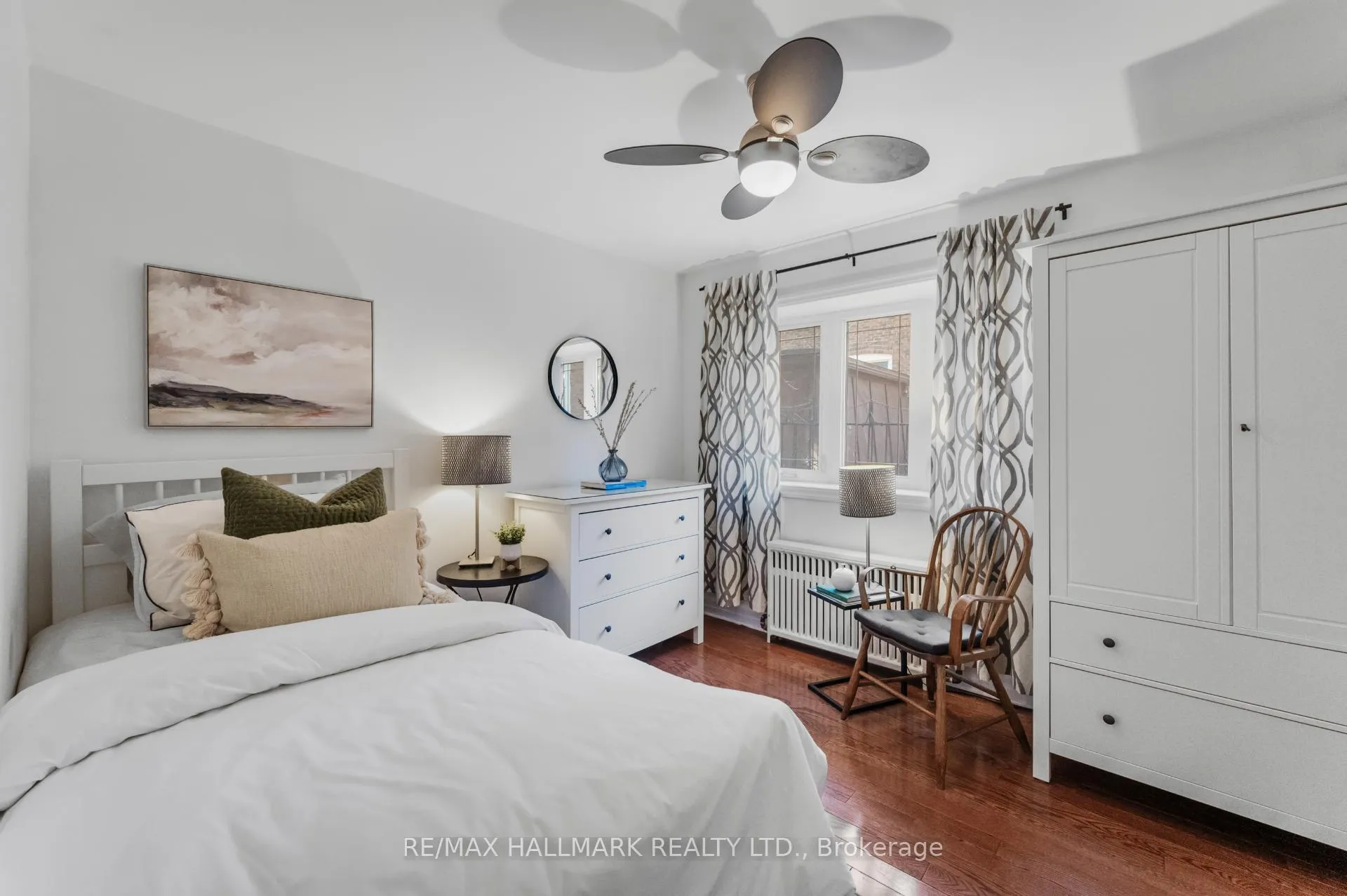 Photo 9 of 27A Ridout Street, Toronto, High Park-Swansea — HOMEH