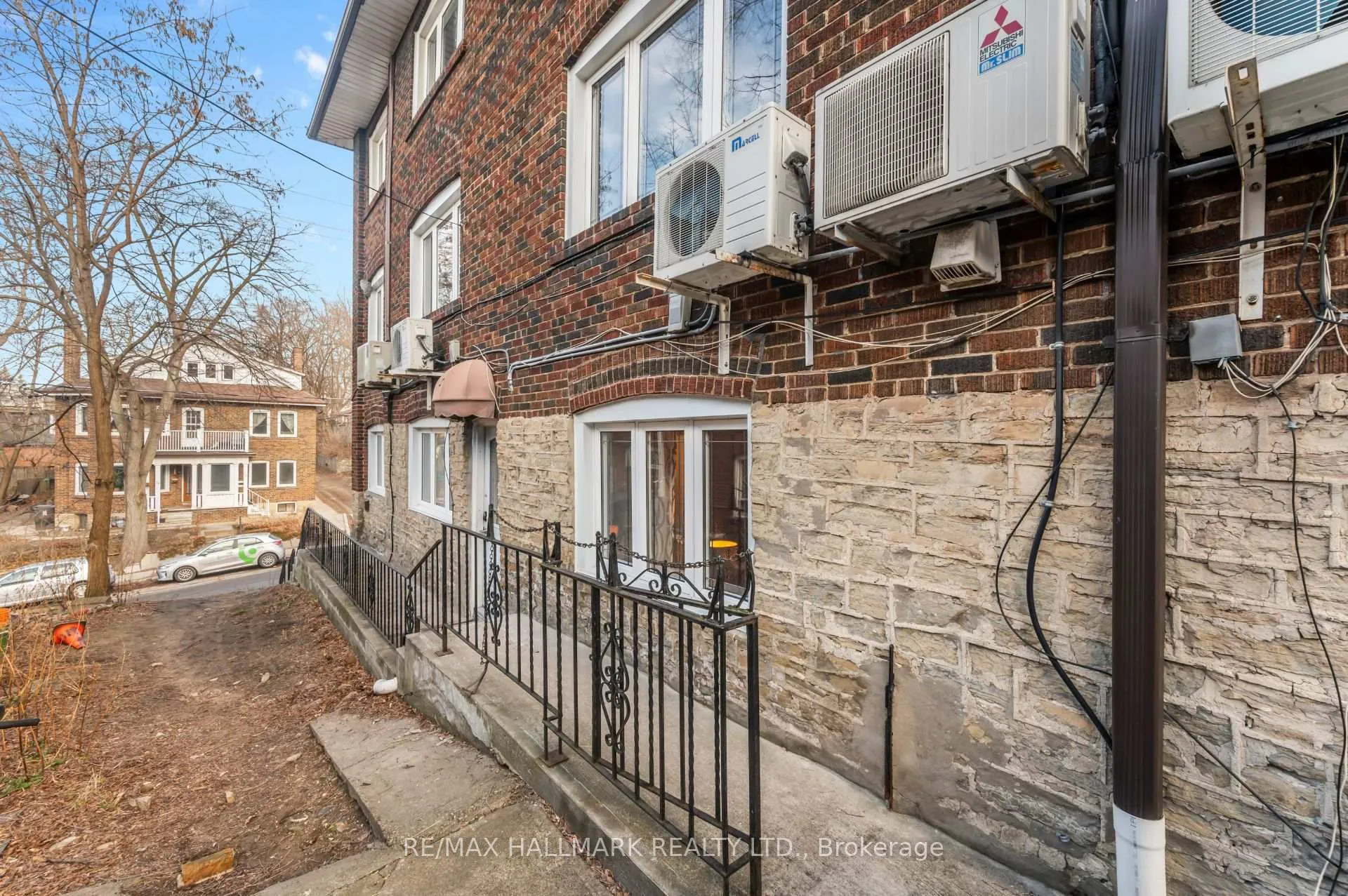 Photo 14 of 27A Ridout Street, Toronto, High Park-Swansea — HOMEH