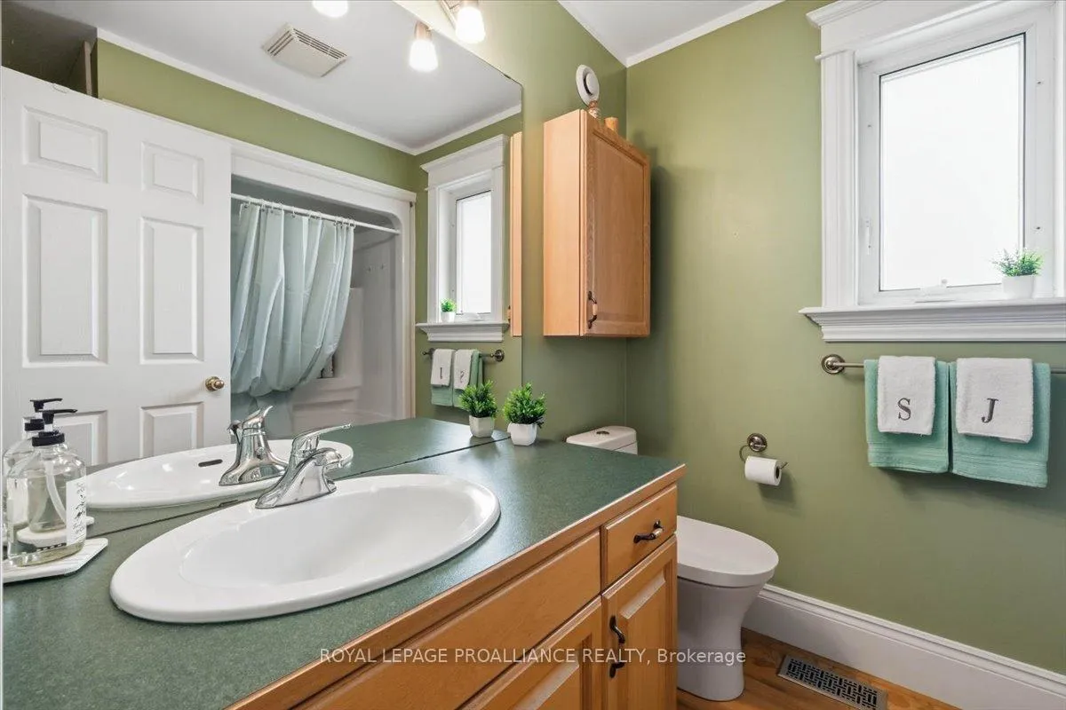 Photo 25 of 68 Frankford Road, Stirling-Rawdon, Stirling Ward — HOMEH
