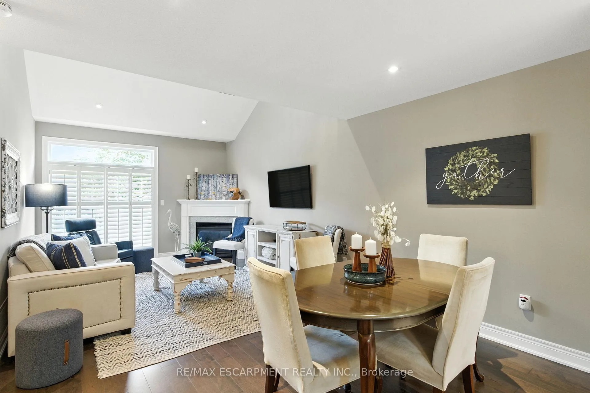 Photo 14 of 4 Burgundy Grove, Hamilton, Meadowlands — HOMEH