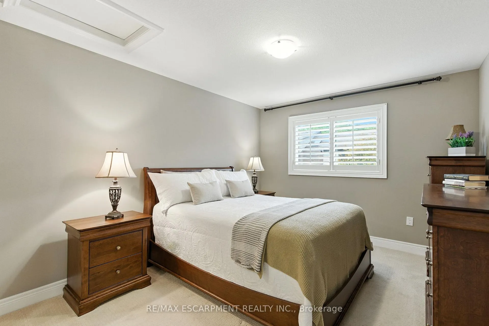Photo 27 of 4 Burgundy Grove, Hamilton, Meadowlands — HOMEH
