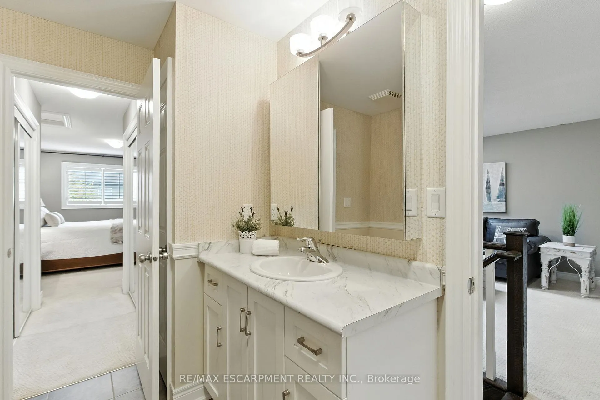 Photo 29 of 4 Burgundy Grove, Hamilton, Meadowlands — HOMEH