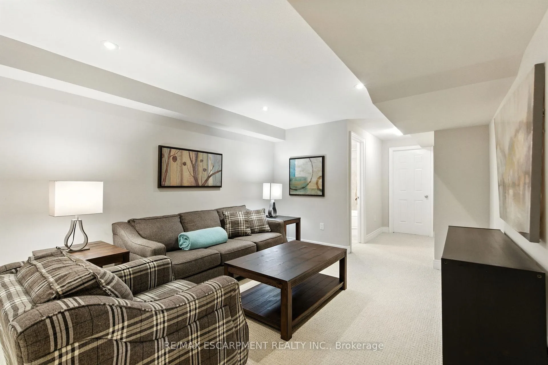 Photo 34 of 4 Burgundy Grove, Hamilton, Meadowlands — HOMEH