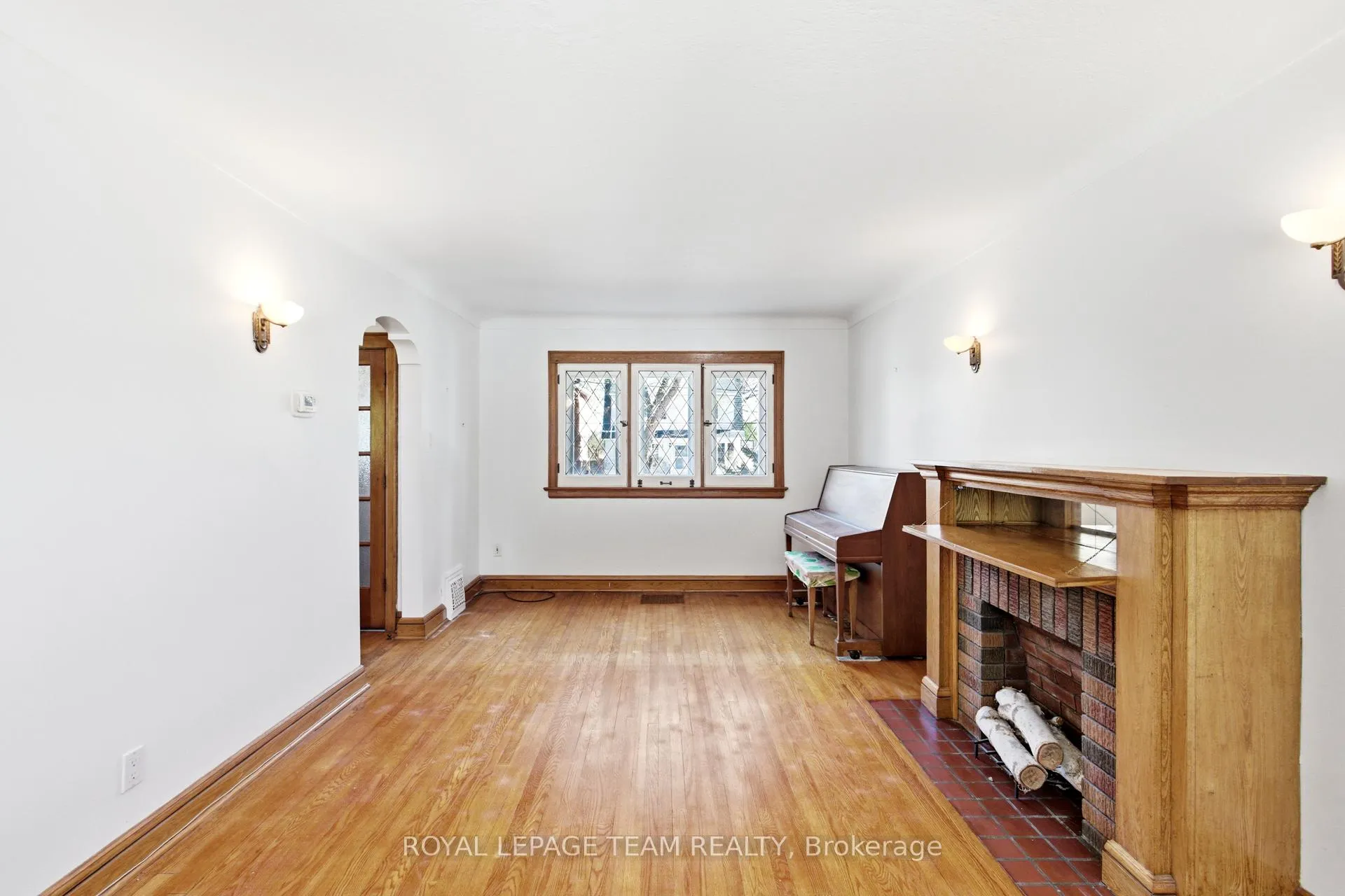 Photo 6 of 116 Range Road, Ottawa, Sandy Hill — HOMEH