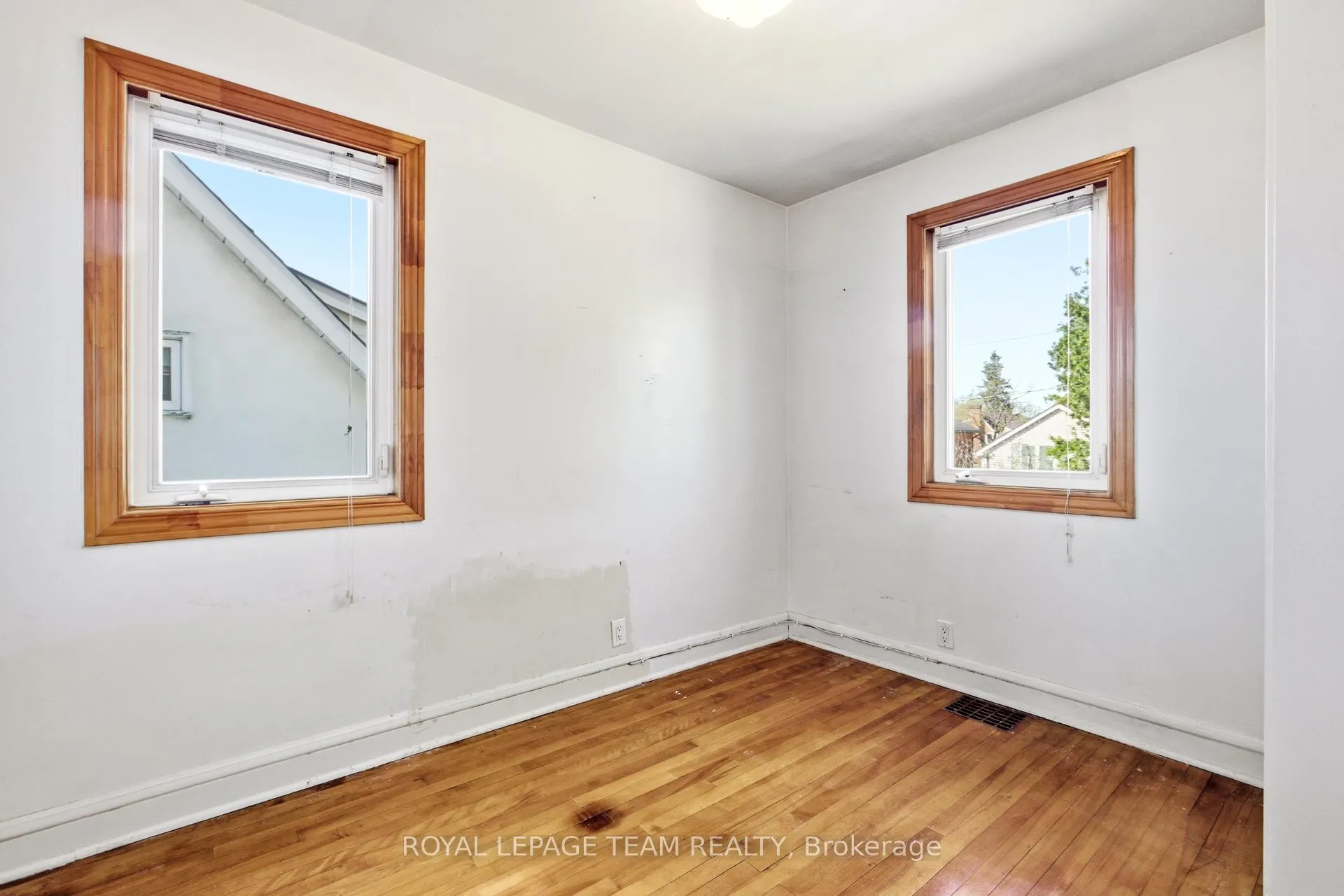 Photo 22 of 116 Range Road, Ottawa, Sandy Hill — HOMEH