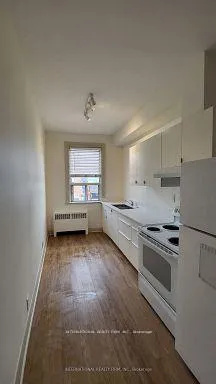 Front of Unit 2, 7 Thomas Street