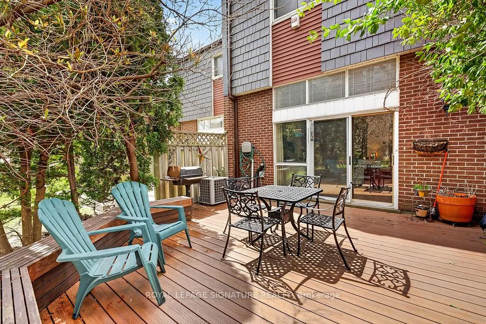 Photo 19 of 36 Vicora Link Way, Toronto, Flemingdon Park — HOMEH