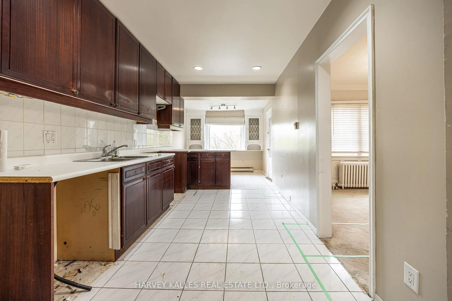 Photo 15 of 701 Oriole Parkway, Toronto, Yonge-Eglinton — HOMEH