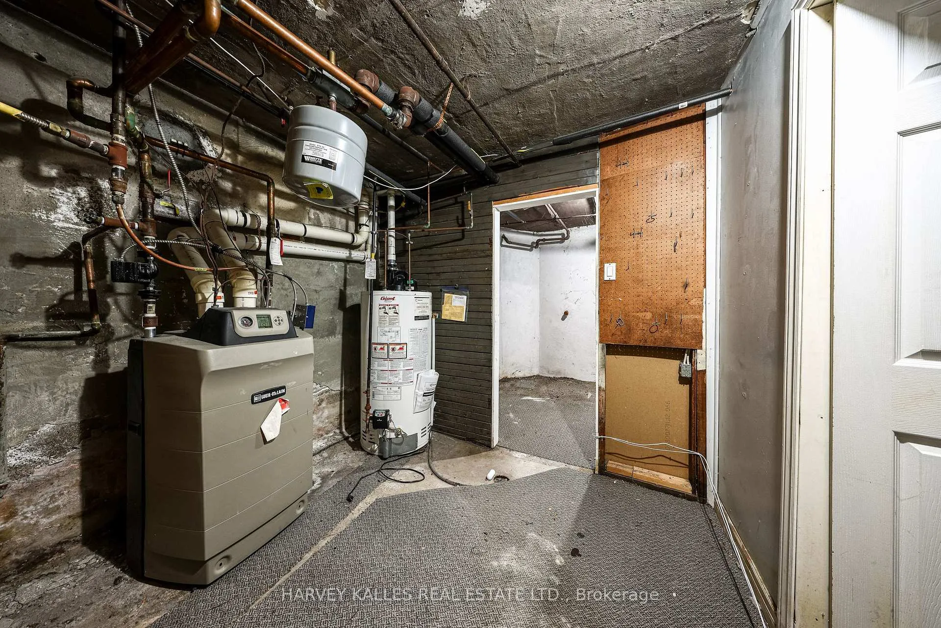 Photo 38 of 701 Oriole Parkway, Toronto, Yonge-Eglinton — HOMEH
