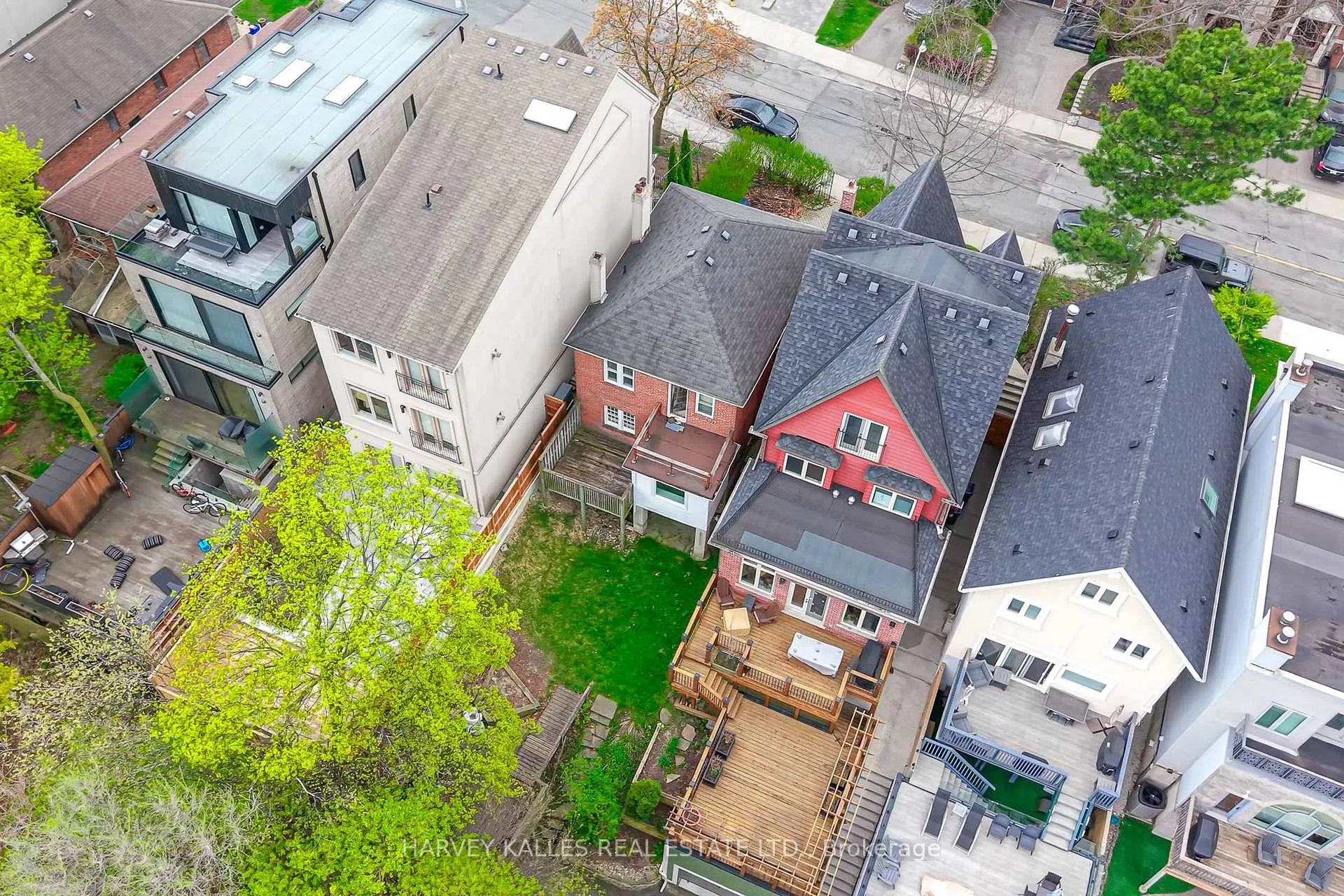 Photo 49 of 701 Oriole Parkway, Toronto, Yonge-Eglinton — HOMEH