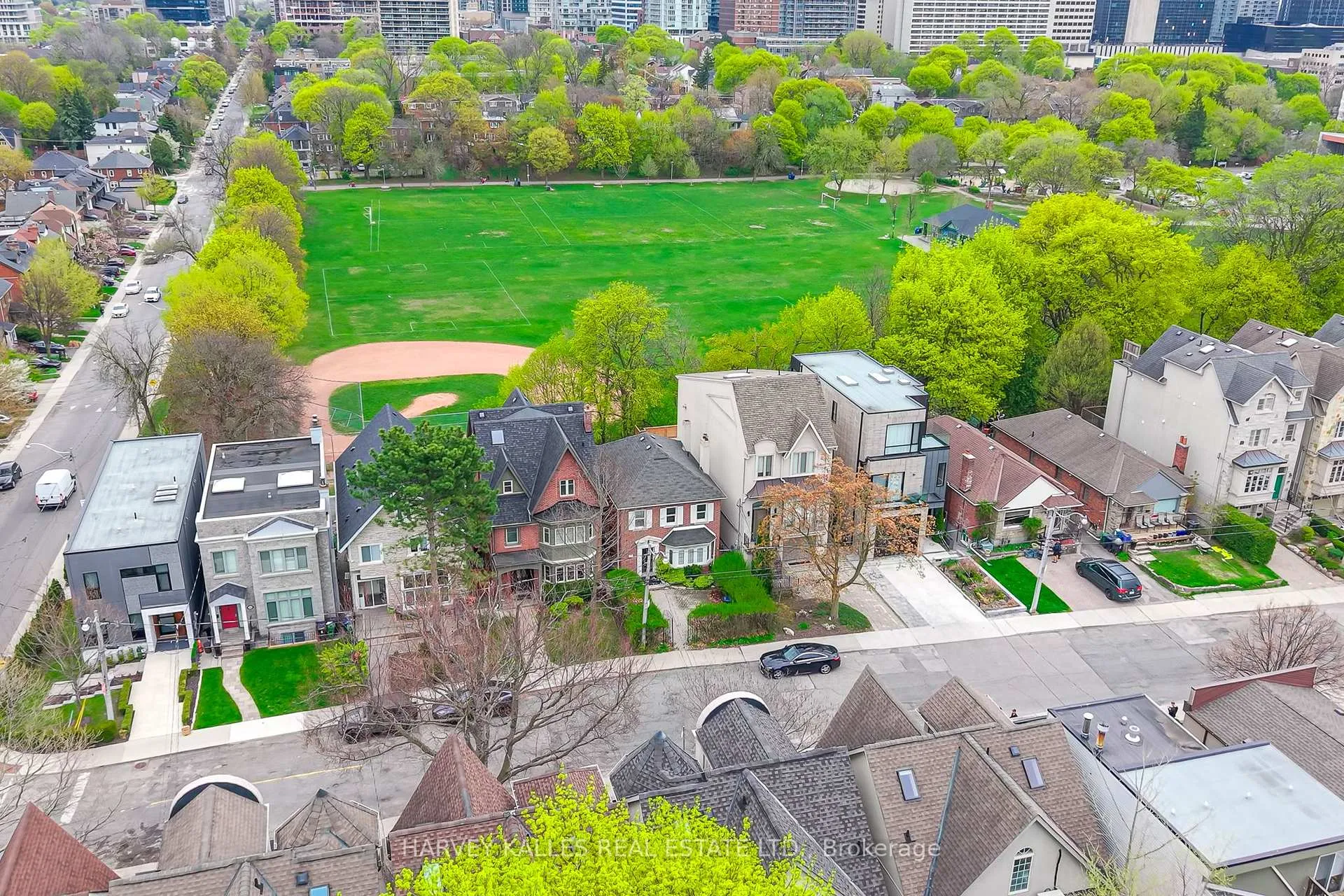 Photo 50 of 701 Oriole Parkway, Toronto, Yonge-Eglinton — HOMEH