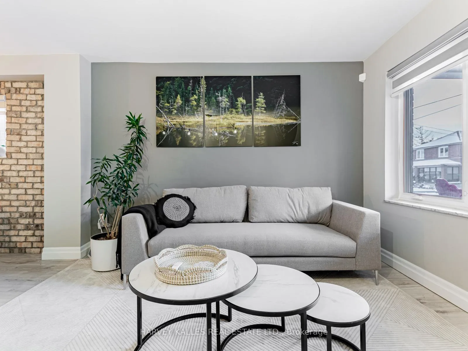 Photo 6 of 125 Kane Avenue, Toronto, Keelesdale-Eglinton West — HOMEH