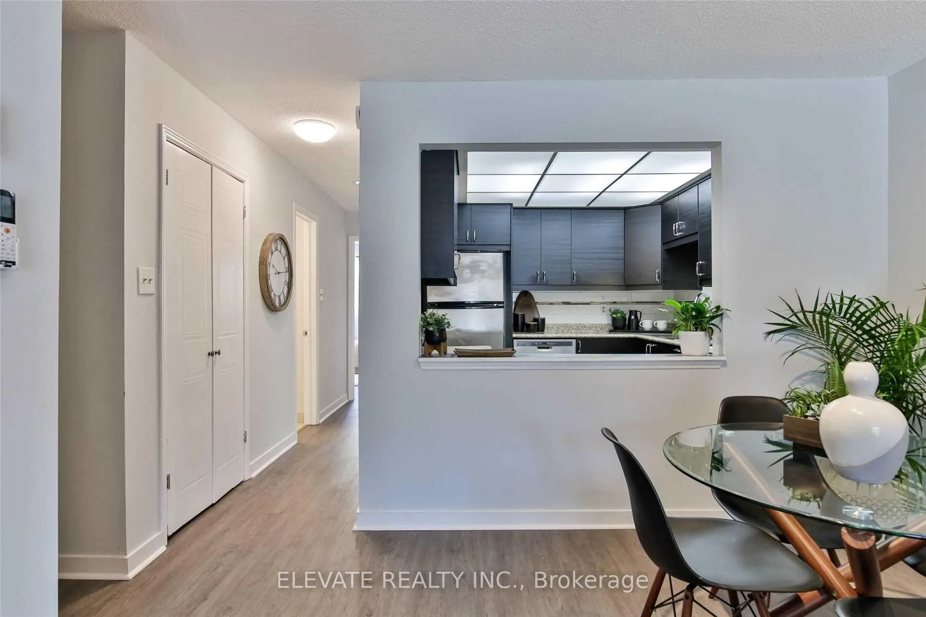 Photo 6 of 2131 Dufferin Street, Toronto, Oakwood Village — HOMEH