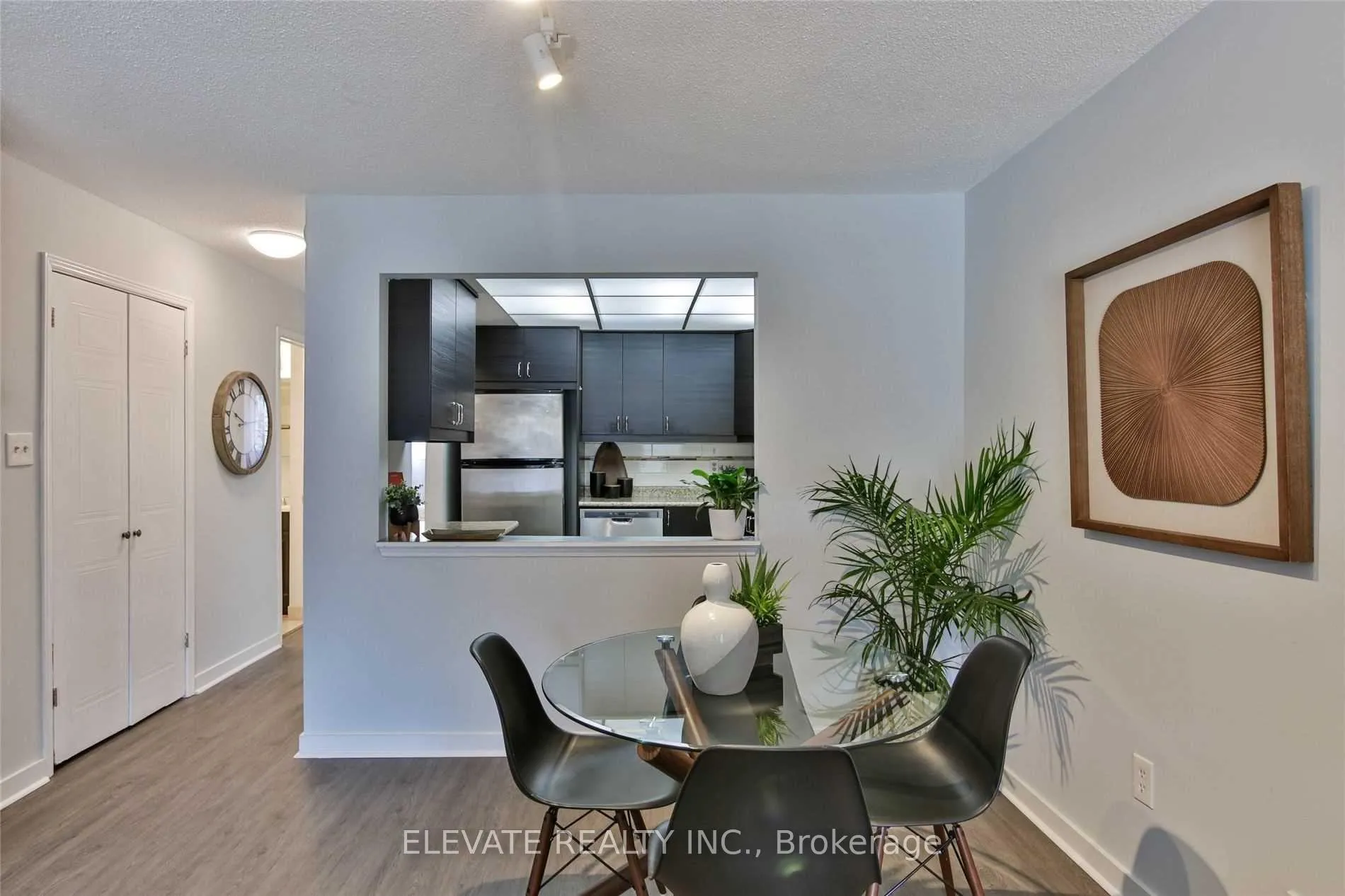 Photo 12 of 2131 Dufferin Street, Toronto, Oakwood Village — HOMEH