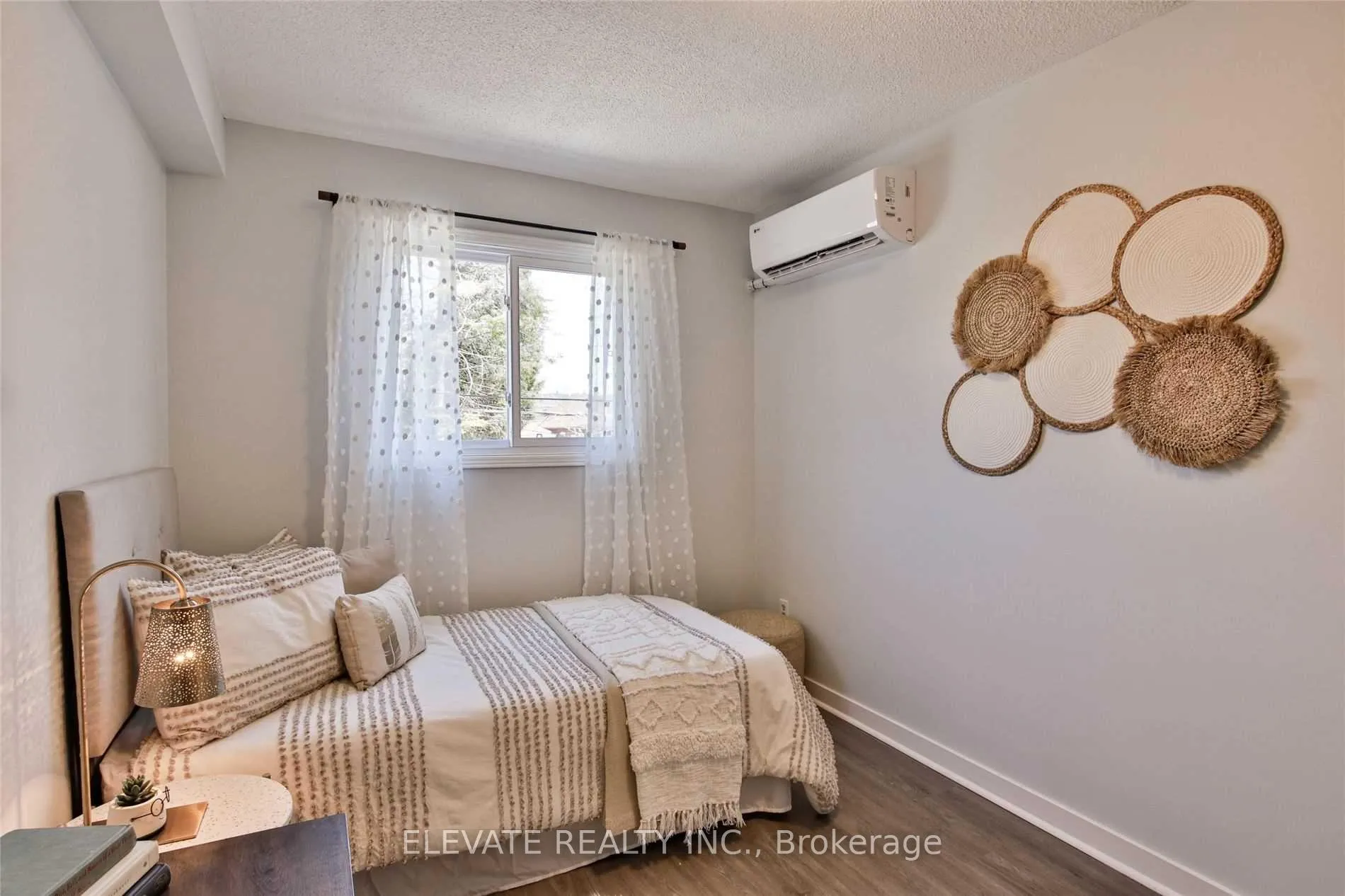 Photo 19 of 2131 Dufferin Street, Toronto, Oakwood Village — HOMEH