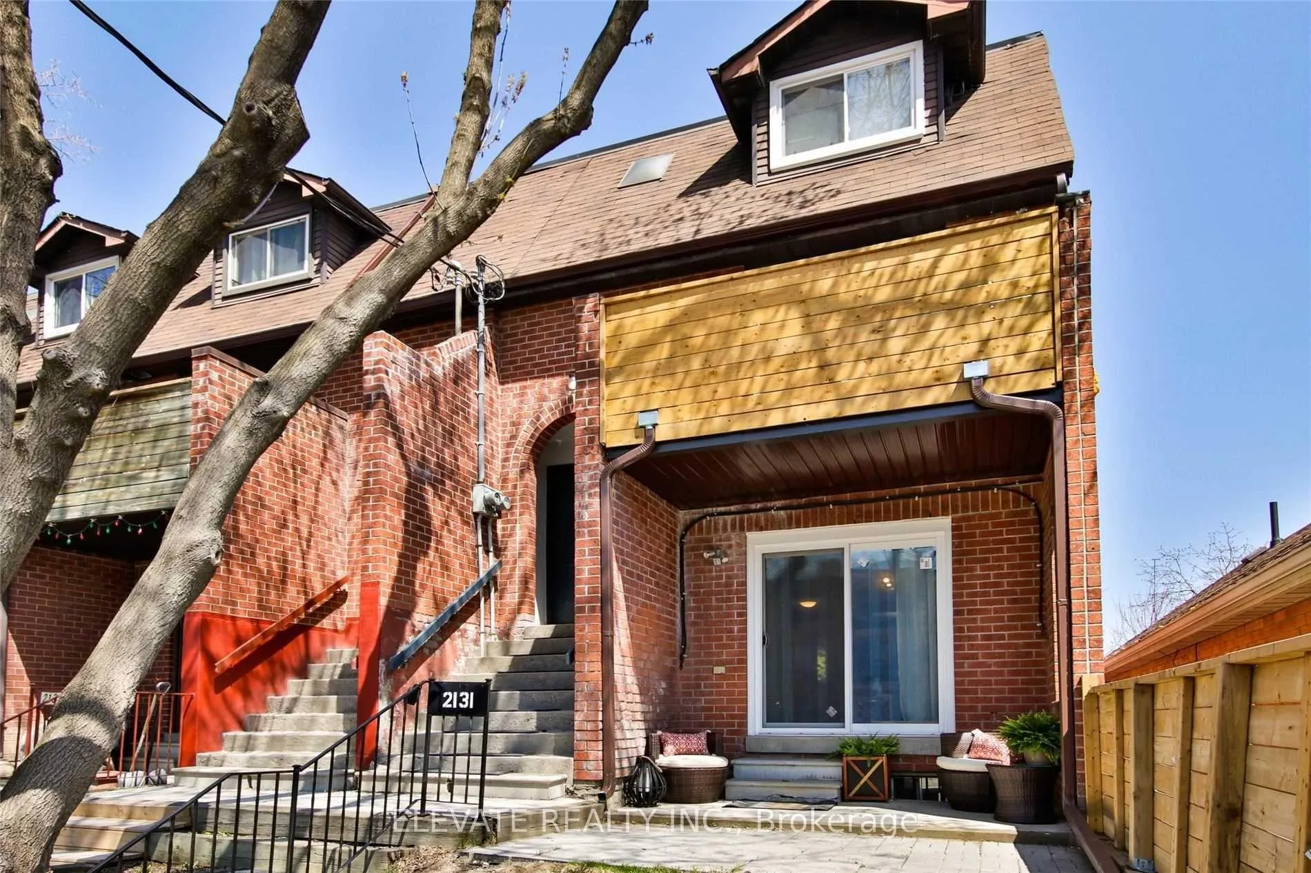 Photo 35 of 2131 Dufferin Street, Toronto, Oakwood Village — HOMEH
