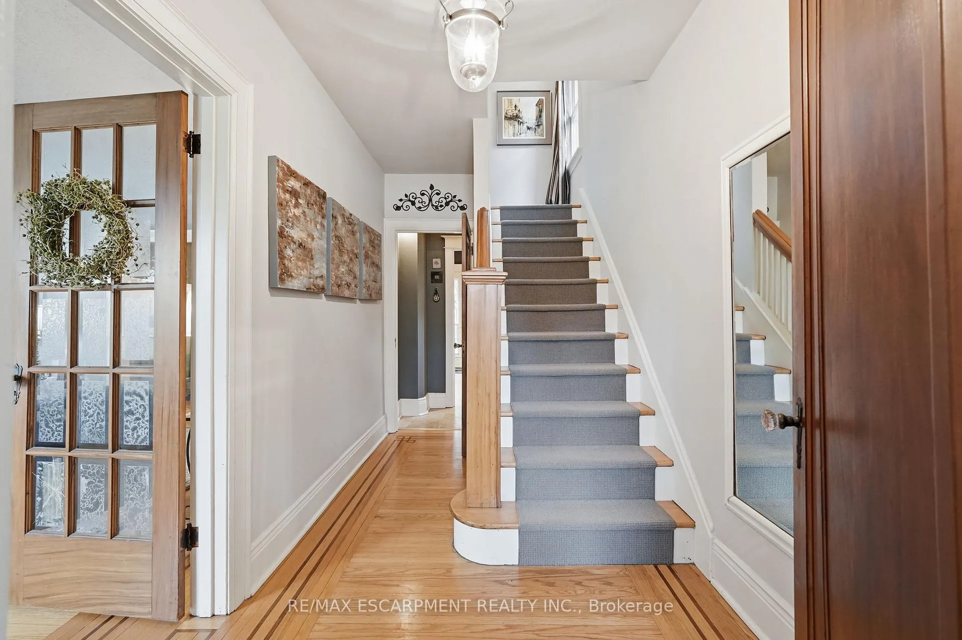 Photo 5 of 186 Dromore Crescent, Hamilton, Westdale — HOMEH