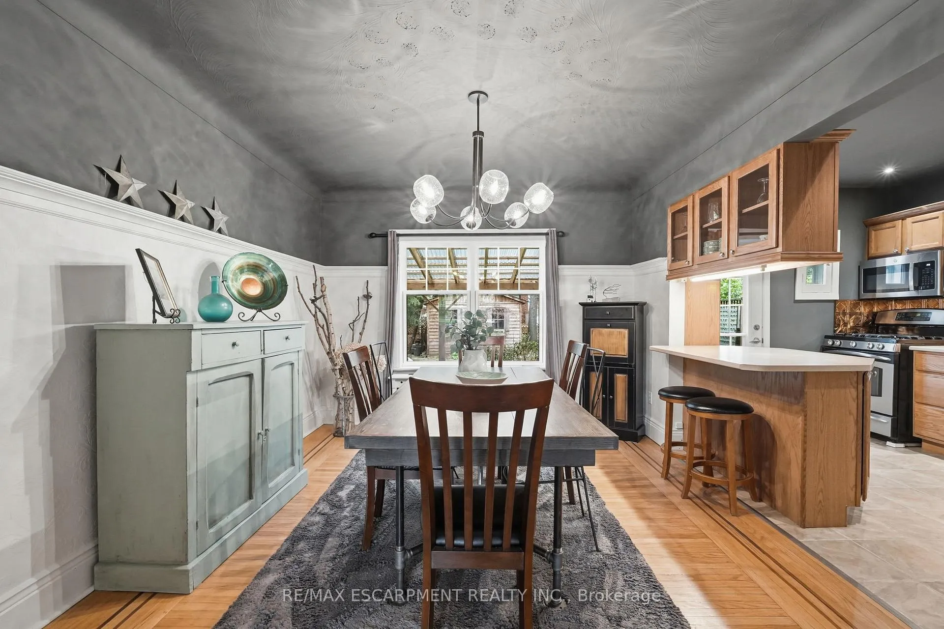 Photo 10 of 186 Dromore Crescent, Hamilton, Westdale — HOMEH
