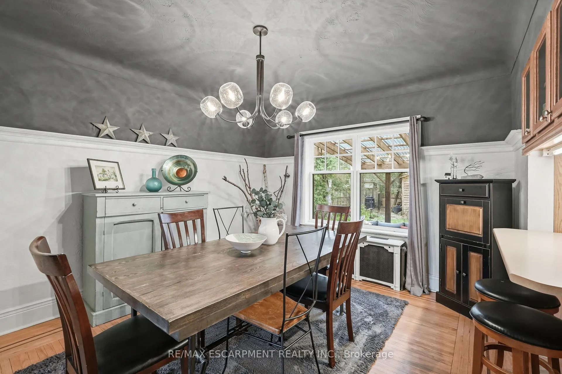 Photo 11 of 186 Dromore Crescent, Hamilton, Westdale — HOMEH