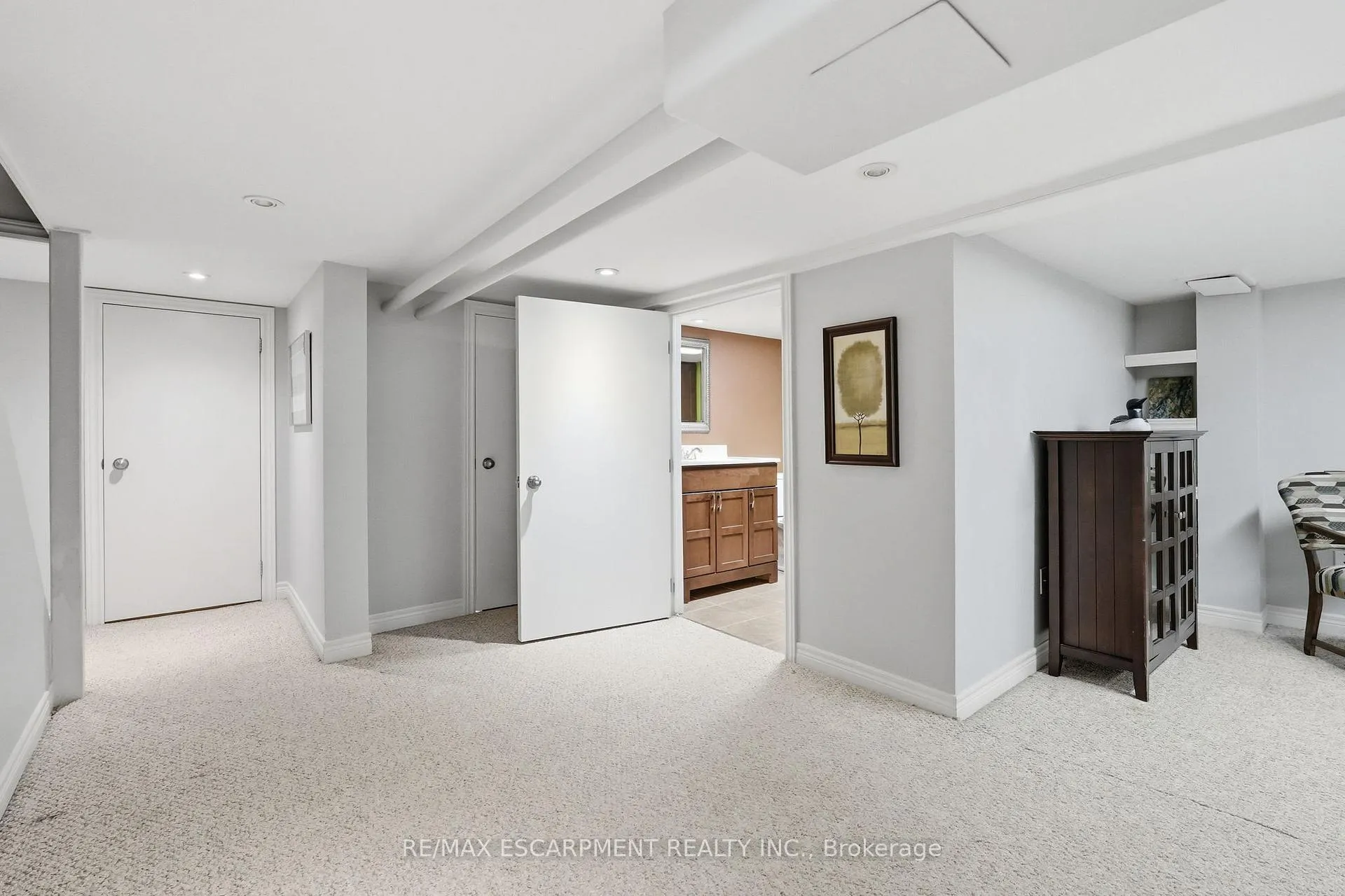 Photo 38 of 186 Dromore Crescent, Hamilton, Westdale — HOMEH