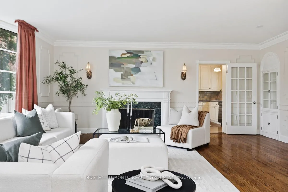 Photo 5 of 31 Caribou Road, Toronto, Bedford Park-Nortown — HOMEH
